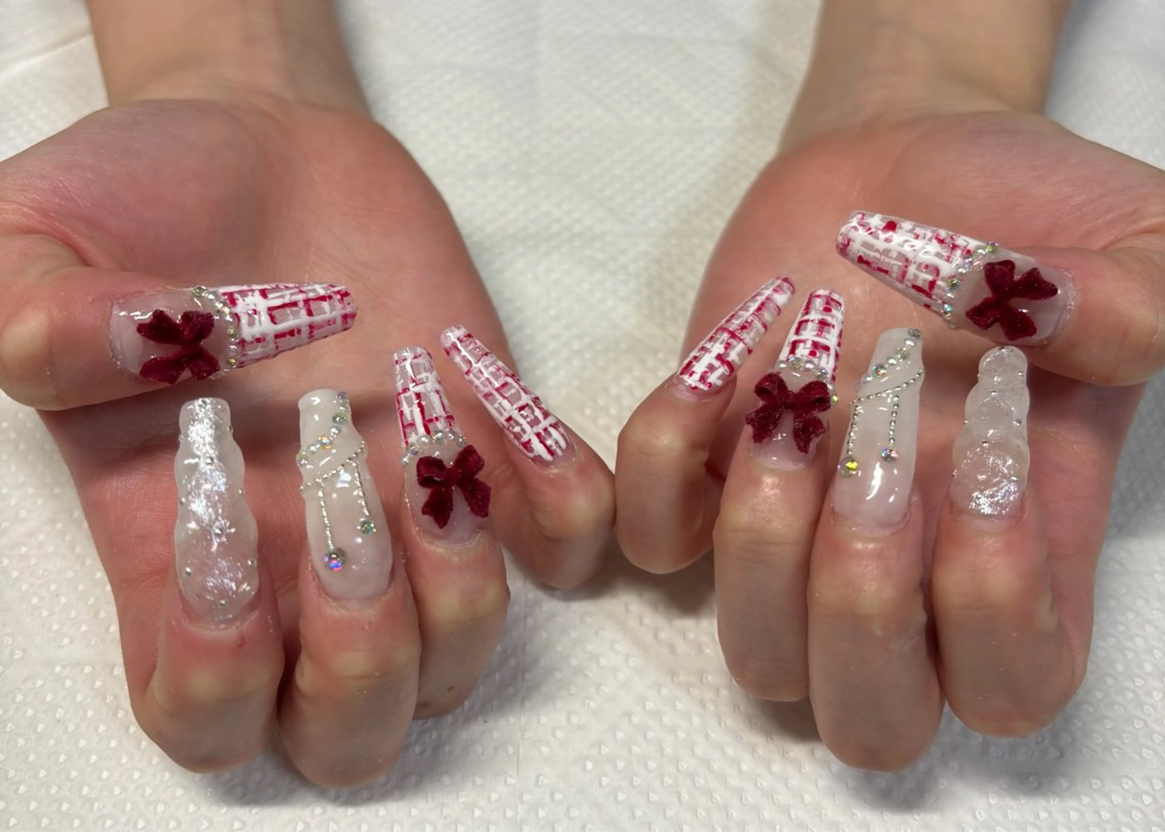 ネイル ハンドネイル アステリ所属・猪俣 亜子のネイルデザイン