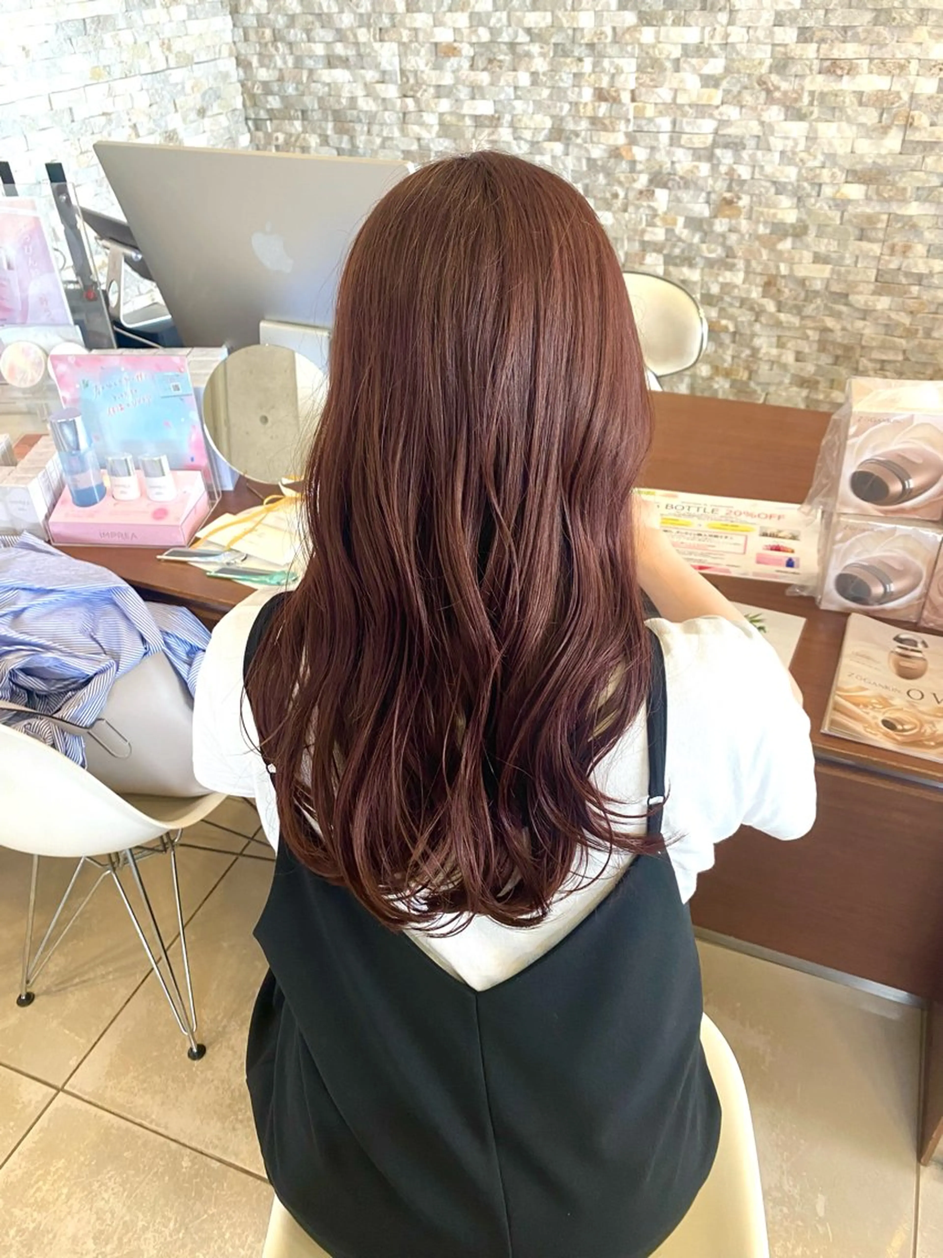 ロング カラー waku所属・豊橋/菜月/ブリーチ /艶カラーハイトーンのヘアスタイル