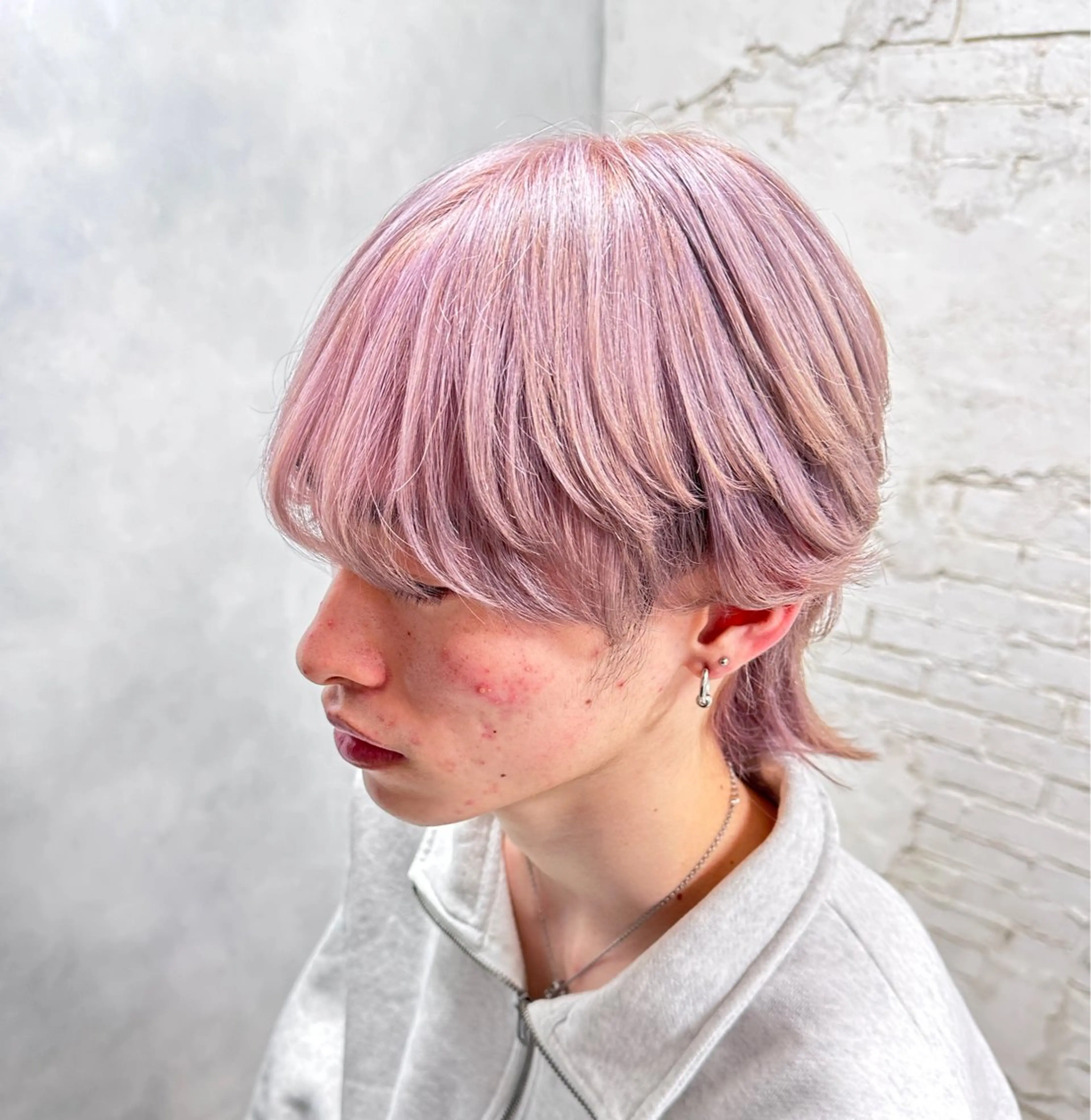 ショート カラー ベージュカラー ピンクカラー ピンクベージュ レイヤーブリーチ特化 ホワイト専門/岸のヘアスタイル