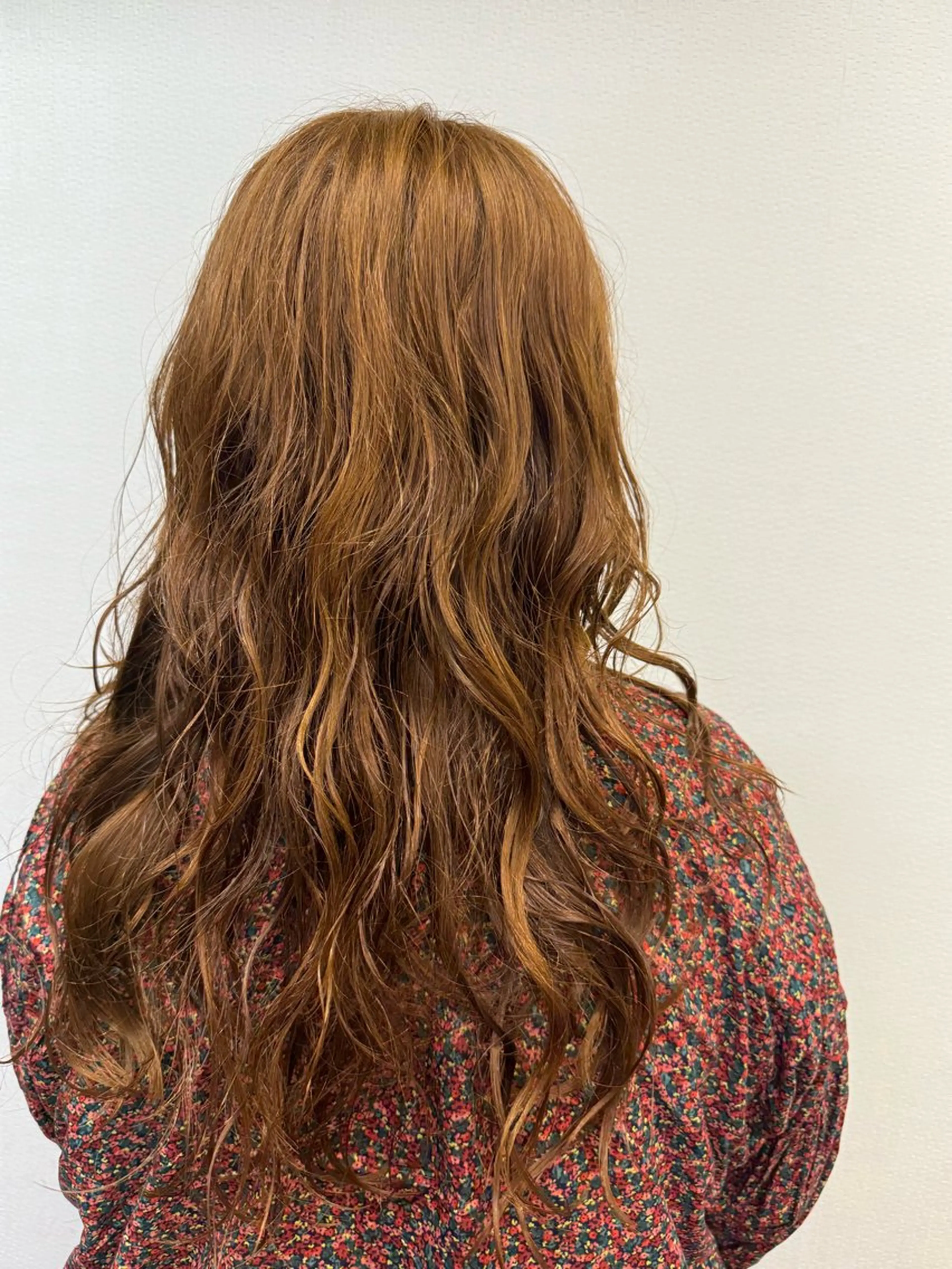 ロング カラー パーマ 艶カラー🕊️ ✴︎Yukari✴︎のヘアスタイル