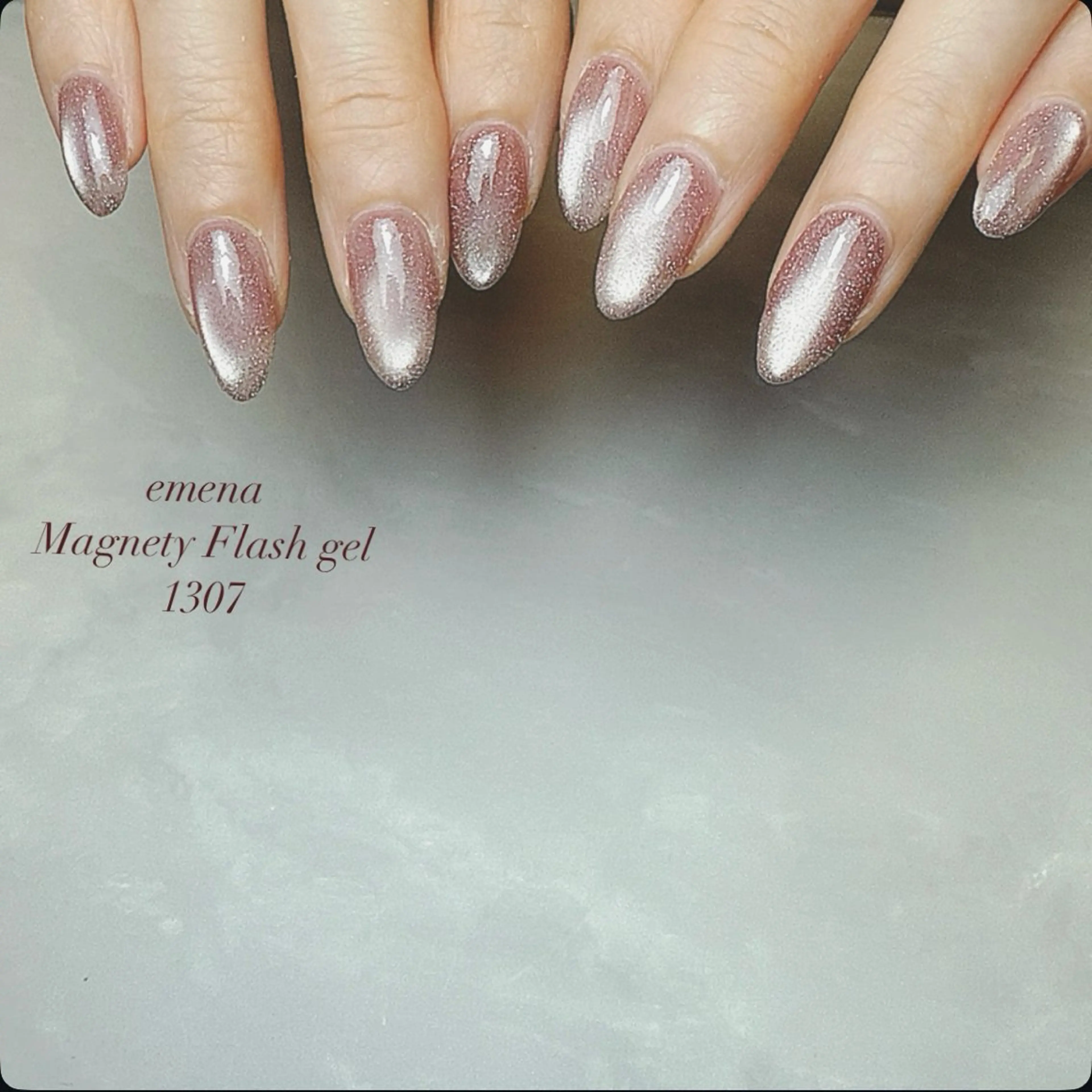 ネイル フラッシュネイル ジェルネイル キラキラネイル ラメ(グリッター) マグネットネイル ハンドネイル 大村 紬華のネイルデザイン