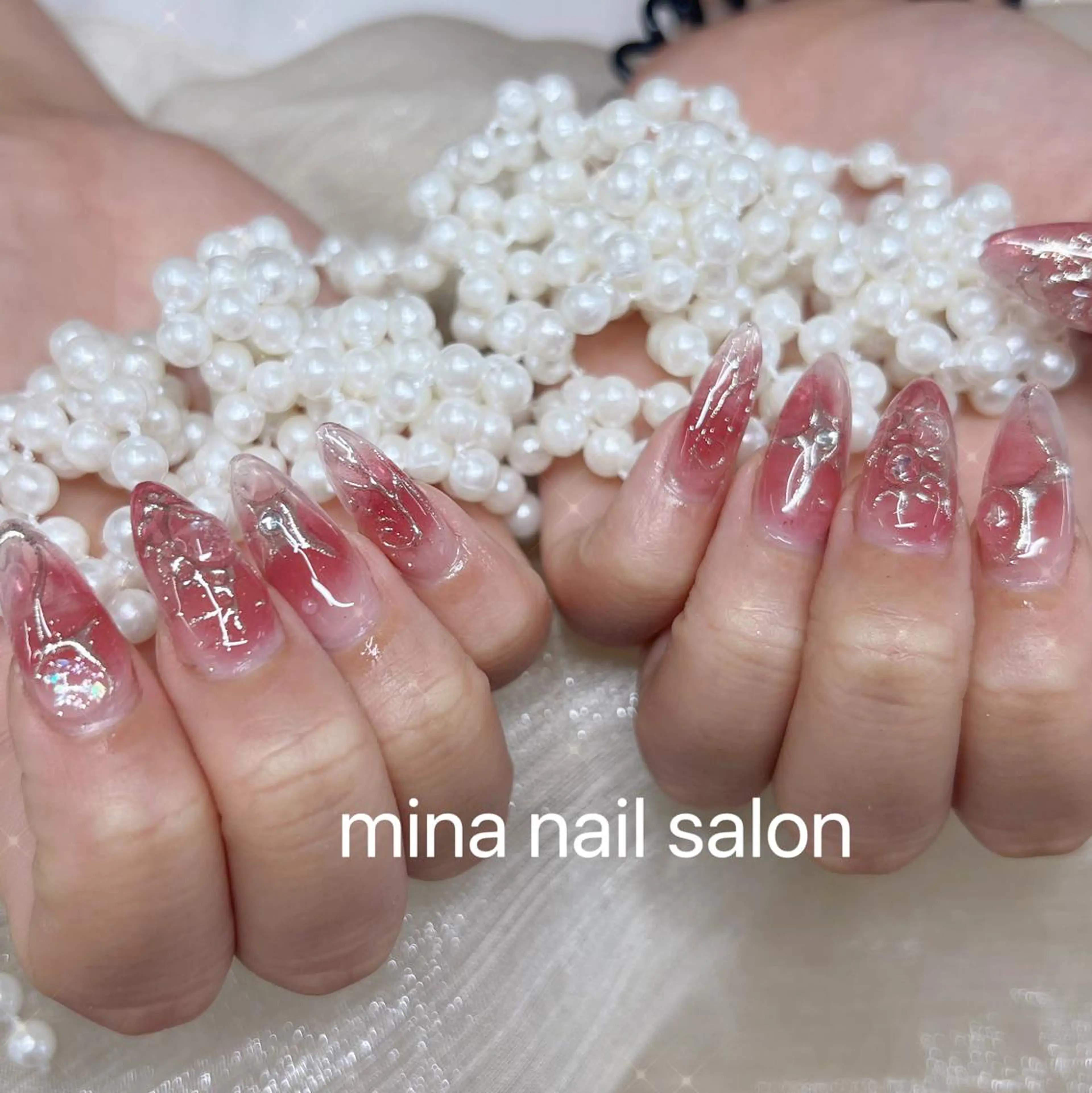 ネイル queensnail 🧸mikiのネイルデザイン