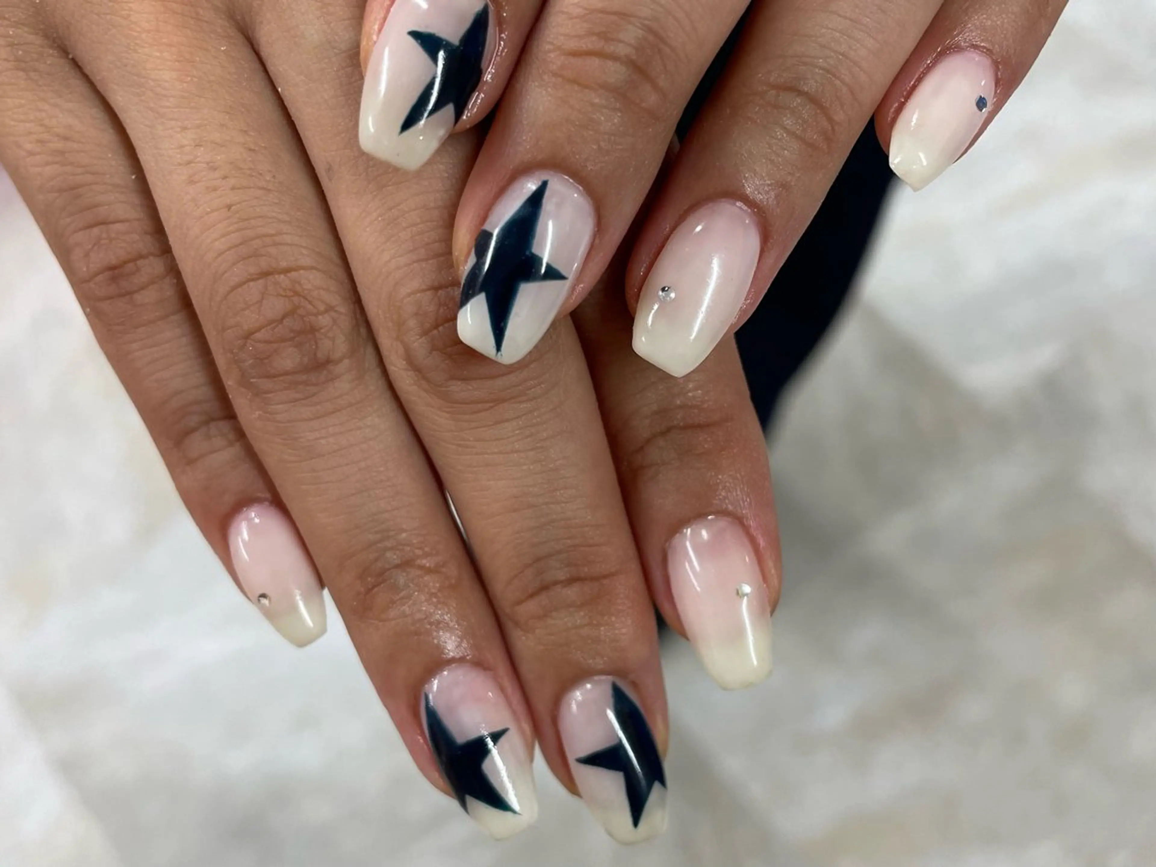 ネイル ハンドネイル ひめか🫁 推し概念・個性派のネイルデザイン