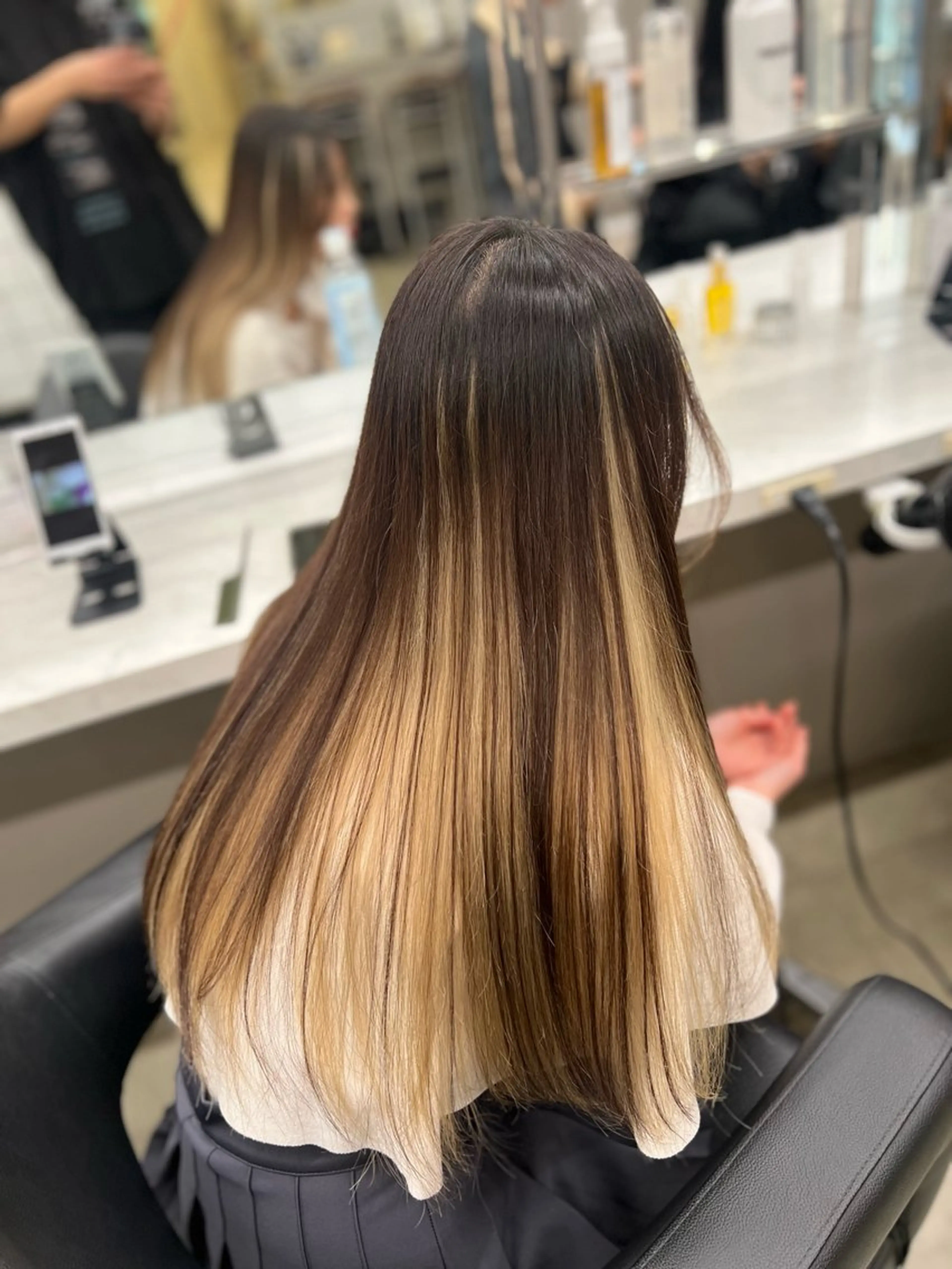 ロング カラー ヘアカラー トリートメント 韓国レイヤーカット /REIのヘアスタイル