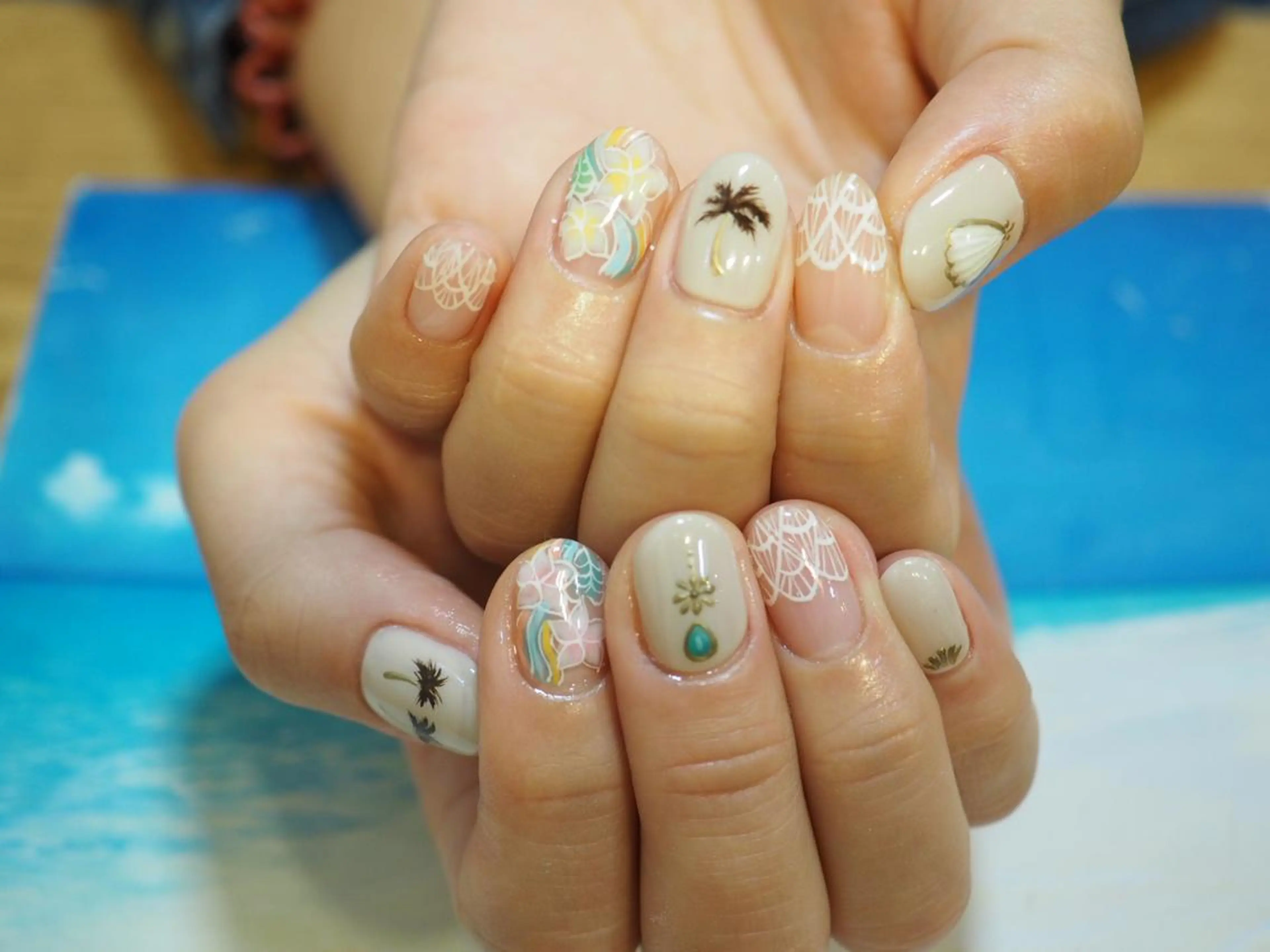 ネイル ”salon" そりまちゆうこのネイルデザイン