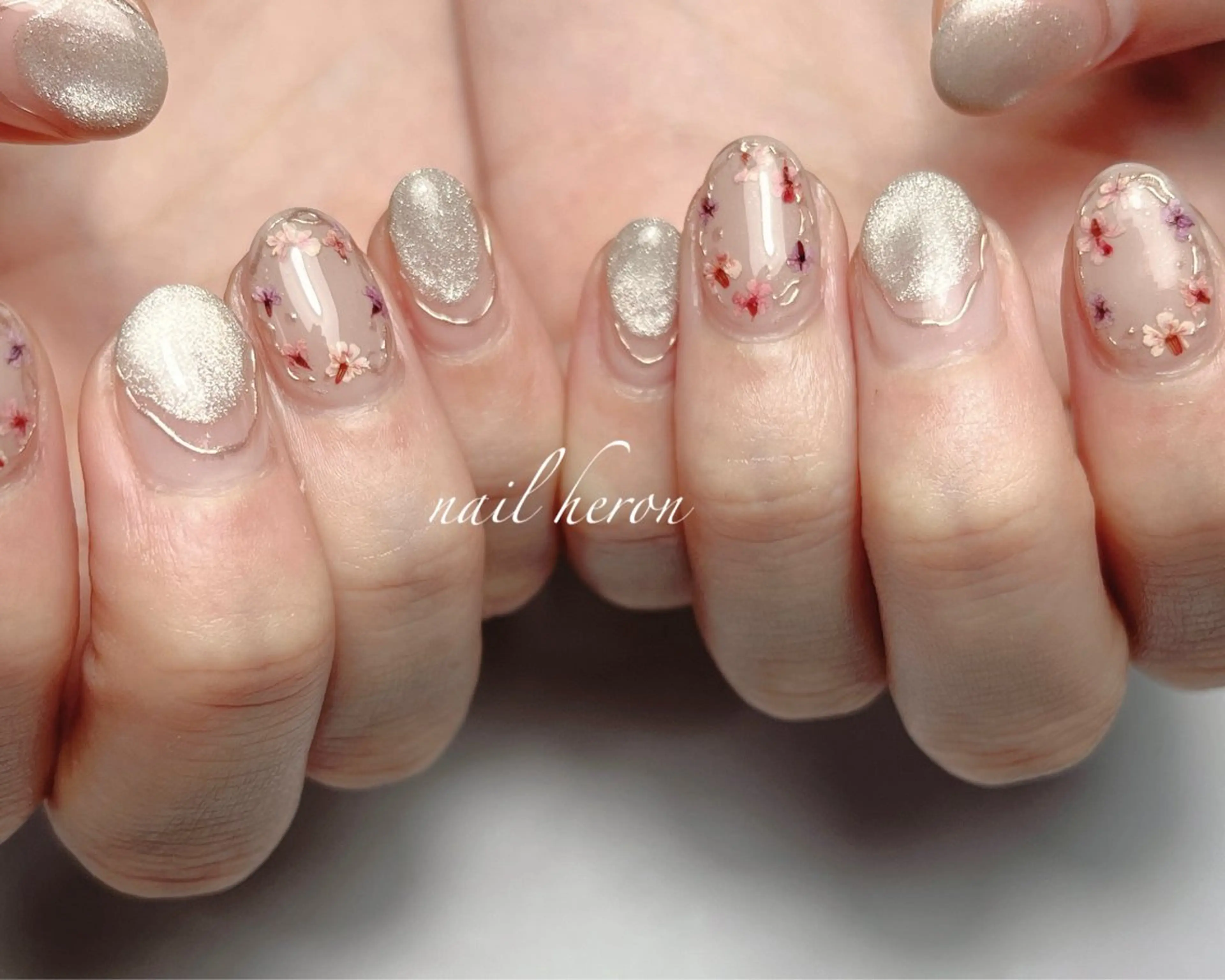 ネイル 春ネイル ハンドネイル nail heron所属・saki_ nail heronのネイルデザイン