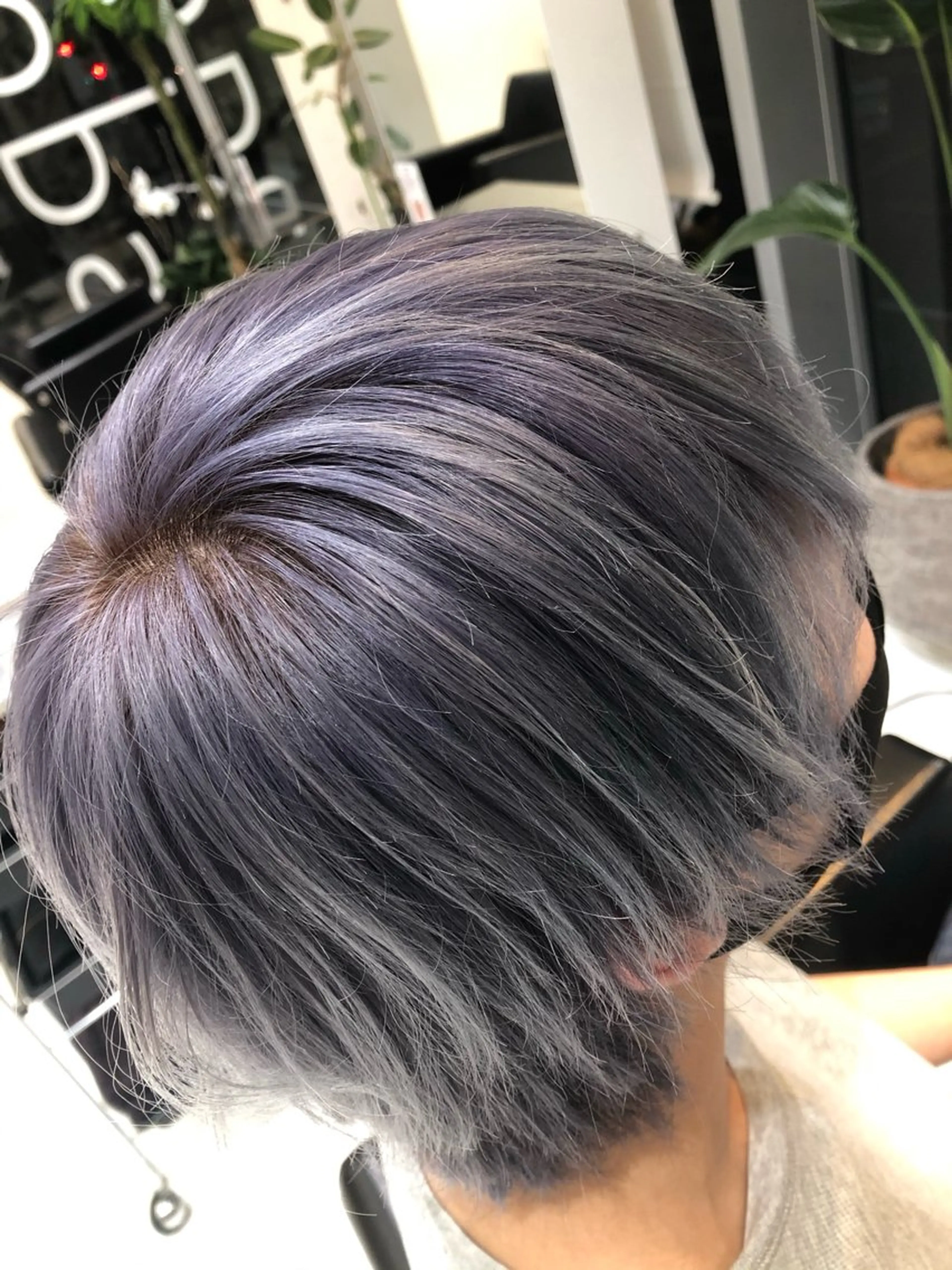 カラー メンズ ブルーカラー シルバー 立川/過去1の毛流れ パーマ/しゅーとのヘアスタイル