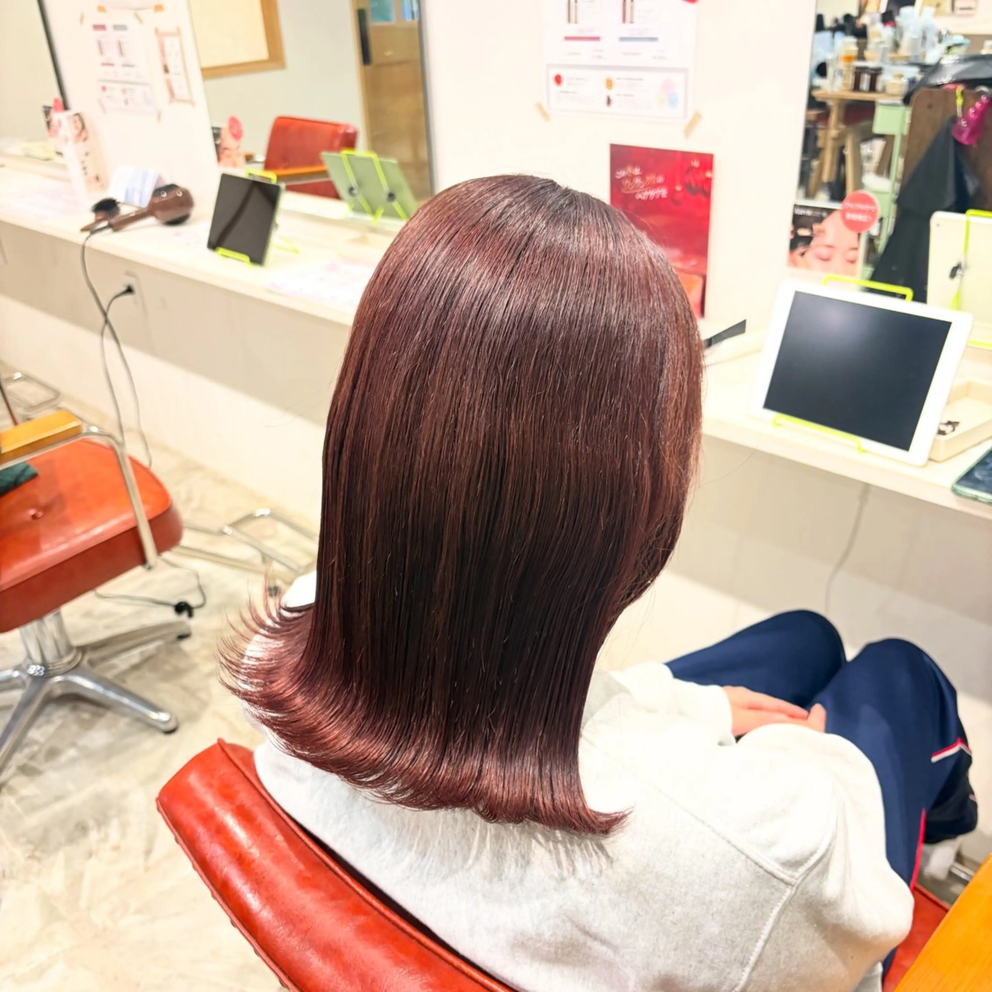 カラー ブラウンカラー ピンクカラー koti所属・HIKARI / カットモデル募集中のヘアスタイル