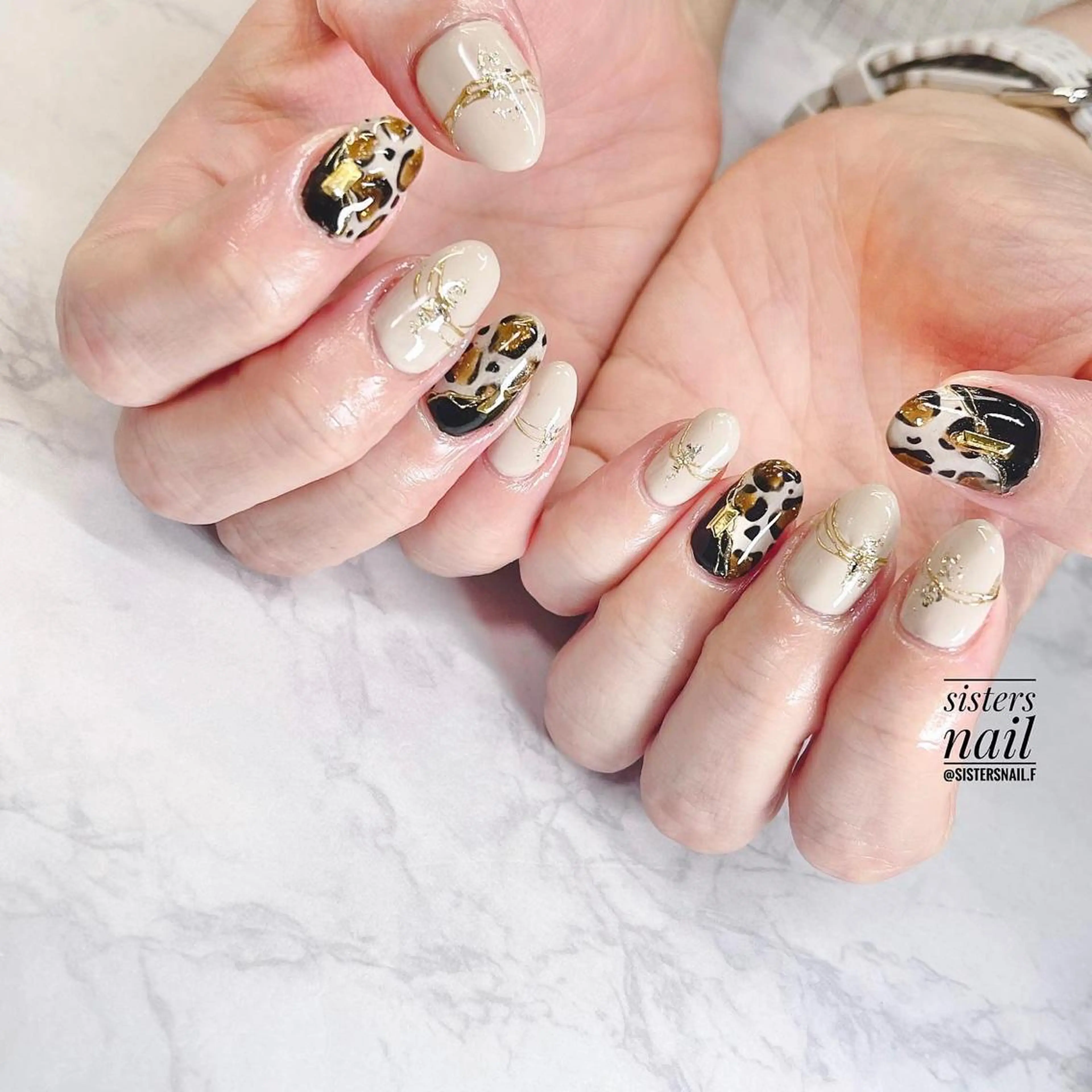 ネイル アニマル柄 アートネイル sisters nail.fのネイルデザイン