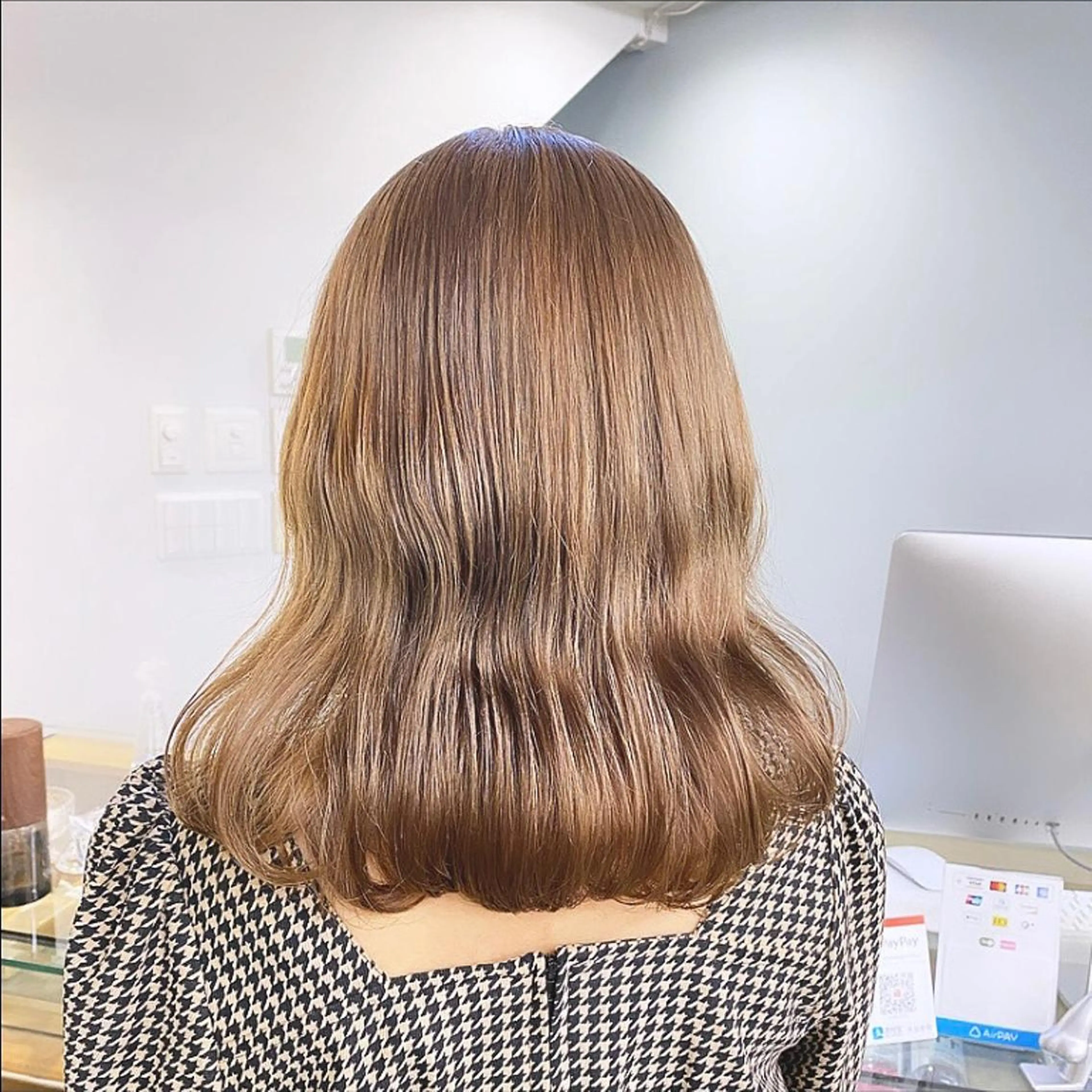 ミディアム カラー パーマ ヘアアレンジ メンズ キッズ ネイル マツエク・マツパ アイブロウ 暖色系/透明感 治野心のヘアスタイル