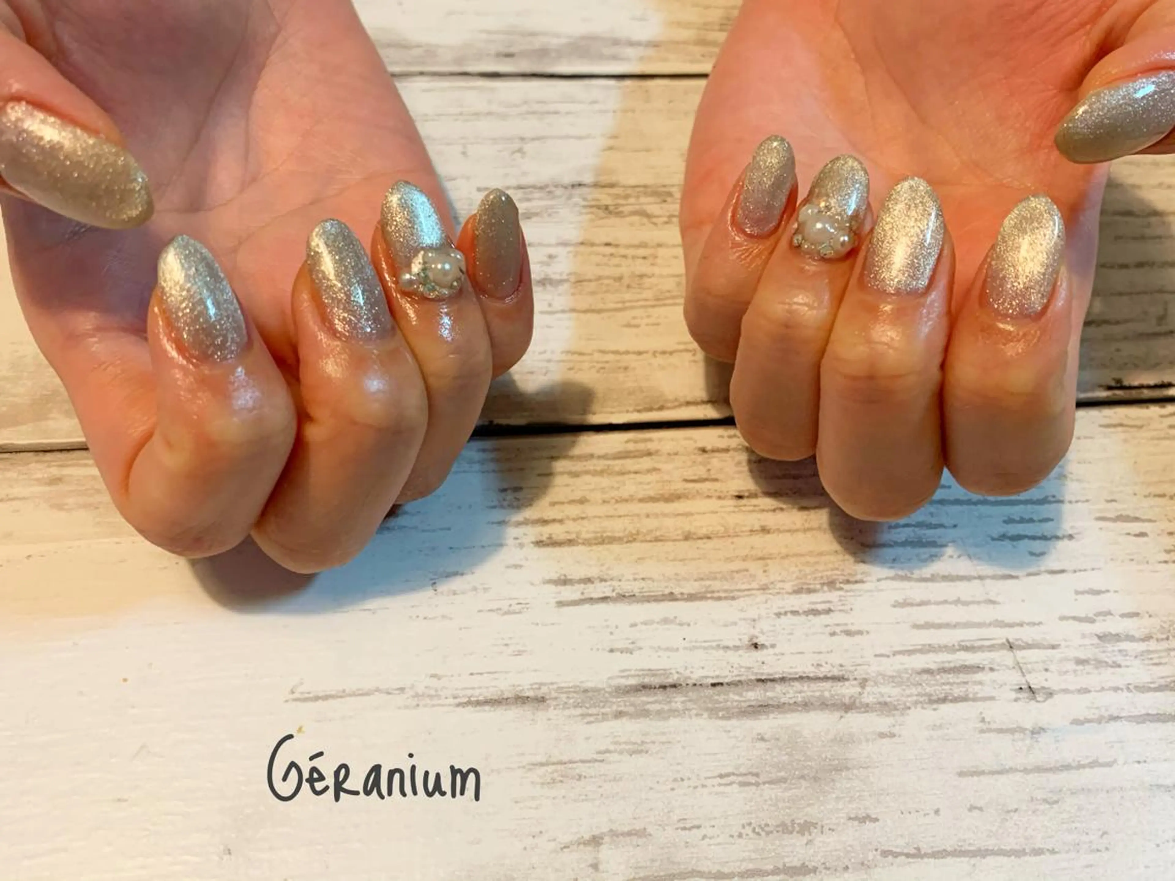 ネイル ハンドネイル フットネイル GéRanium Harukaのネイルデザイン