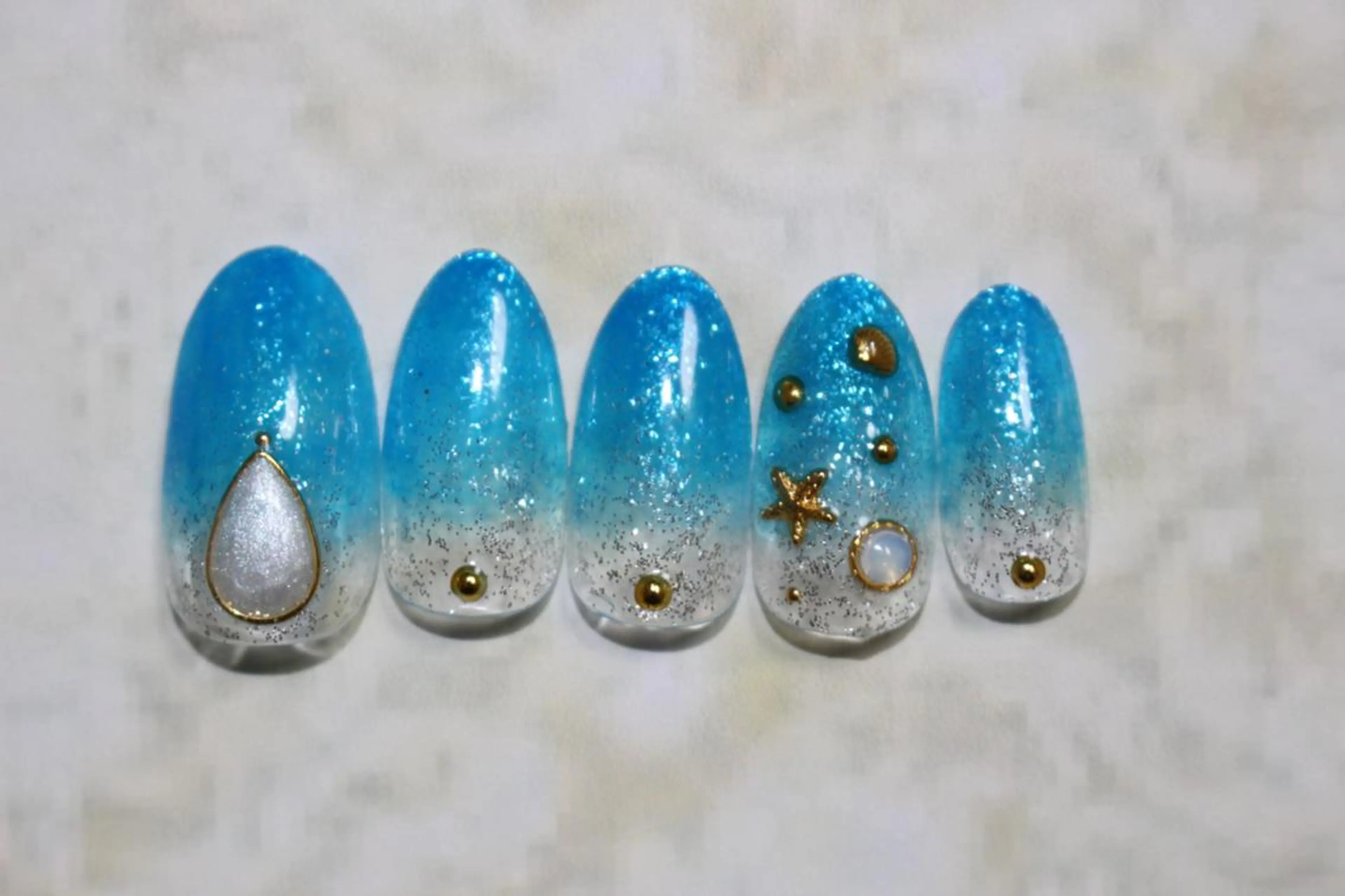 ネイル ハンドネイル yu-a☆  ネイル ＆ホワイトニングのネイルデザイン