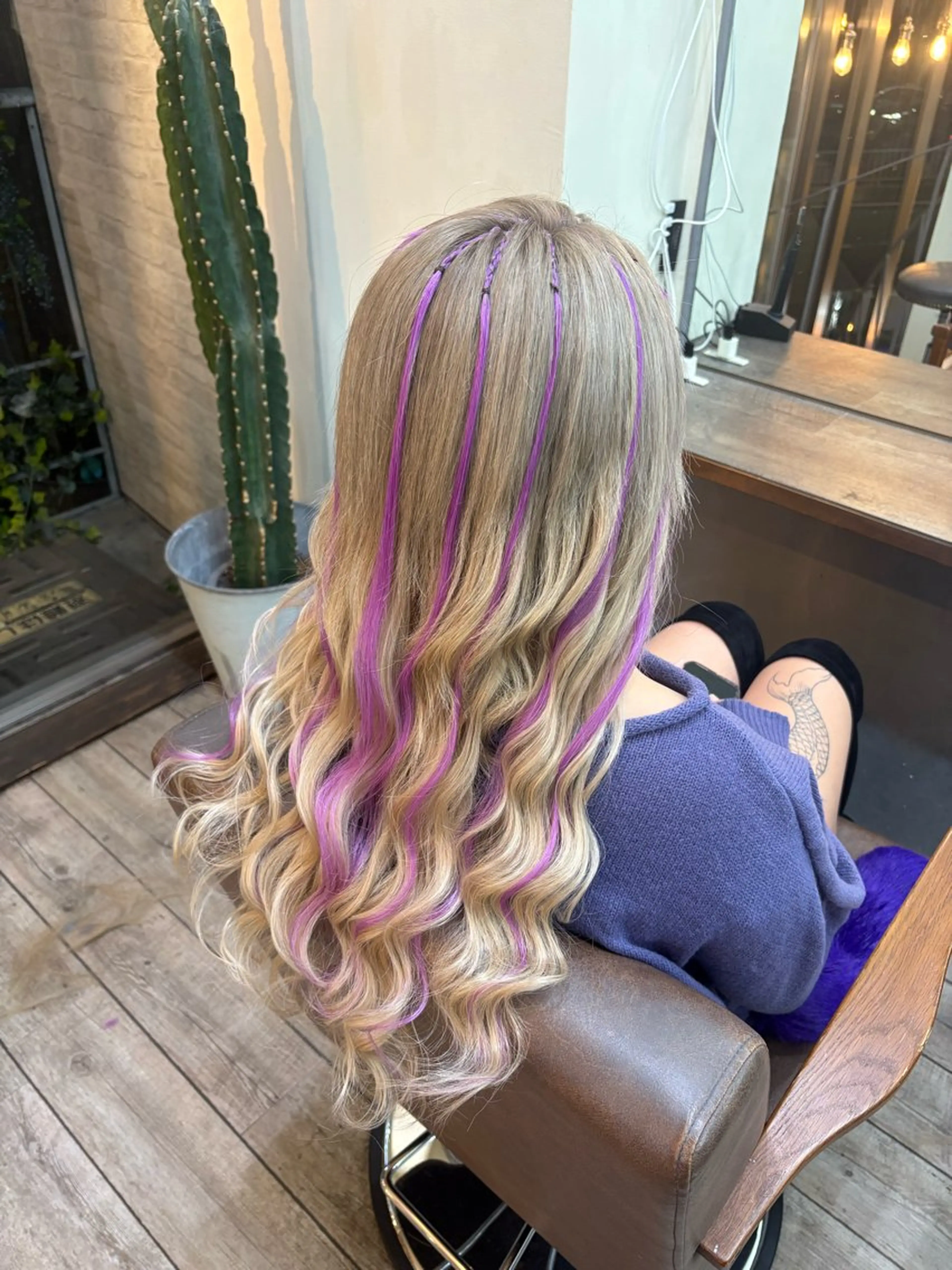 ロング カラー 編み込みエクステ ハイライトカラー エクステ ハイライト エクステ エクステ/大須/黒坂 佳乃のヘアスタイル