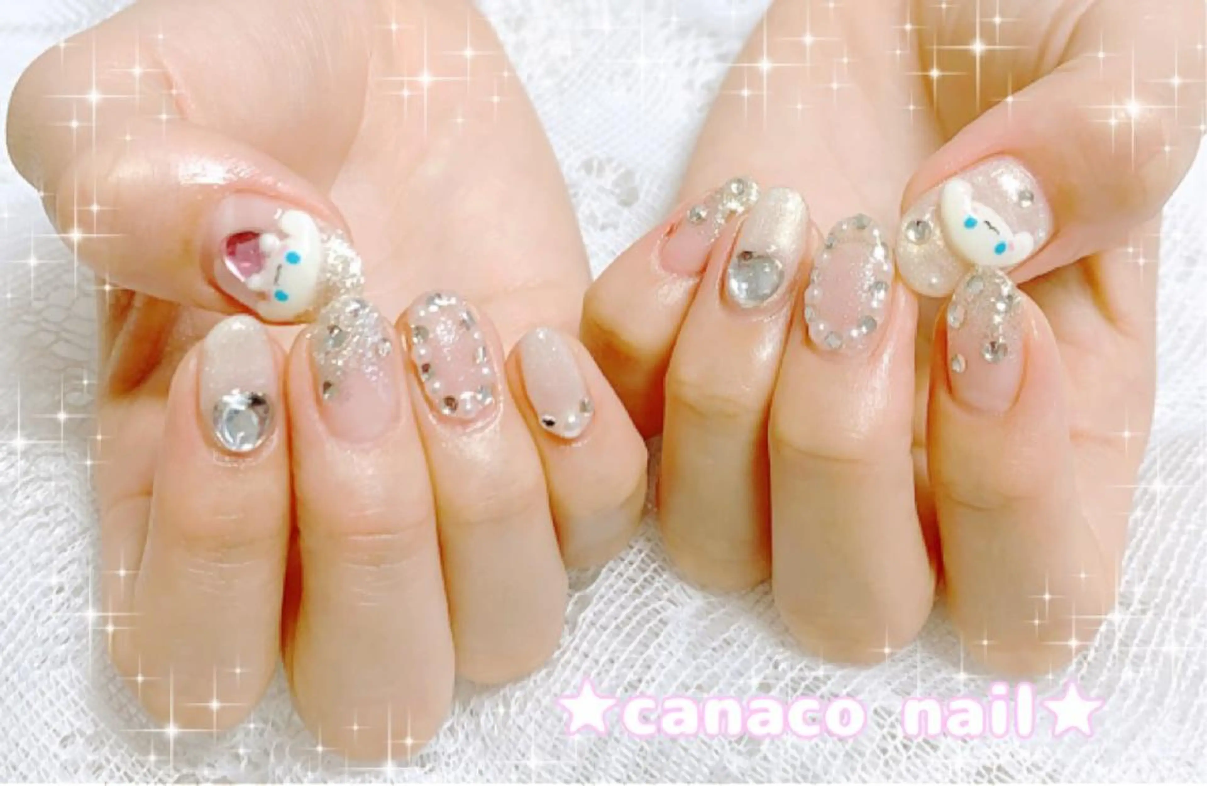 ネイル アートネイル ジェルネイル パラジェル ストーンネイル ホワイト ハンドネイル ハンドケア Felice所属・ベテランネイル cnc  nailのネイルデザイン