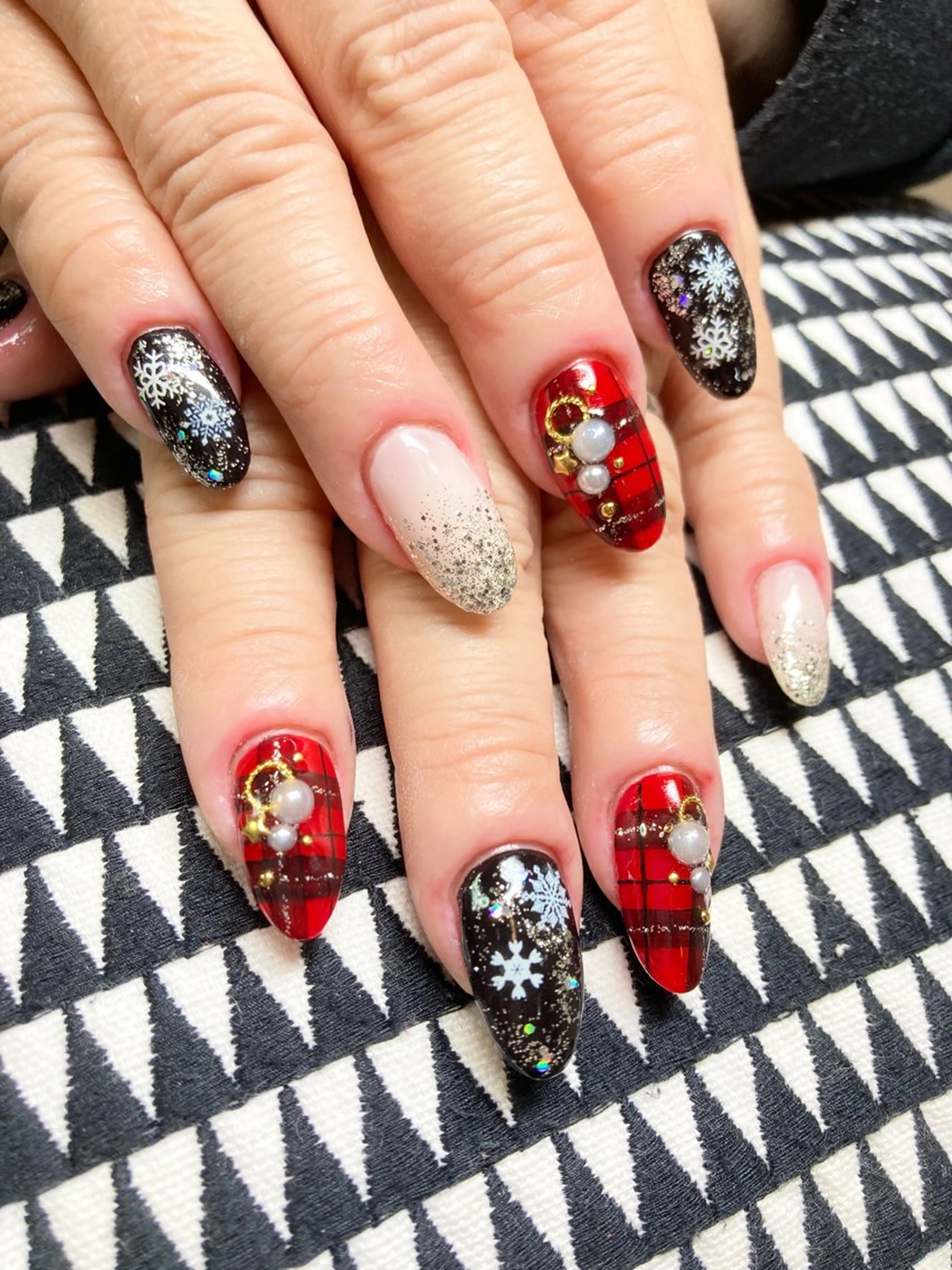 ネイル Relaxation Boutique LICO　井土ヶ谷店所属・Lico 愛のネイルデザイン