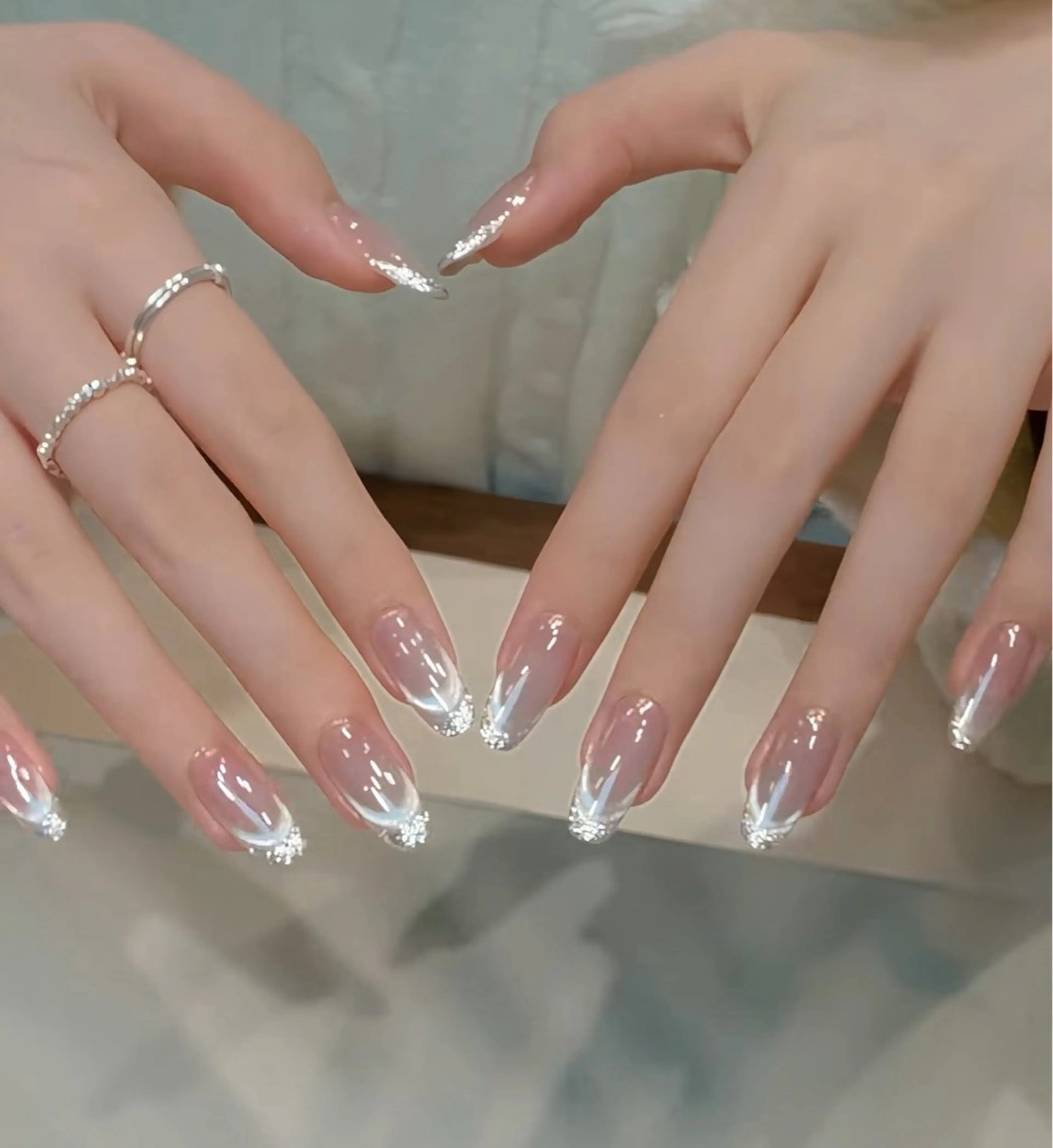 ネイル ETELUNA Nail 銀座店【パラジェル/フィルイン/チップスカルプ/マグネット/ニュアンス】所属・周 テイのネイルデザイン