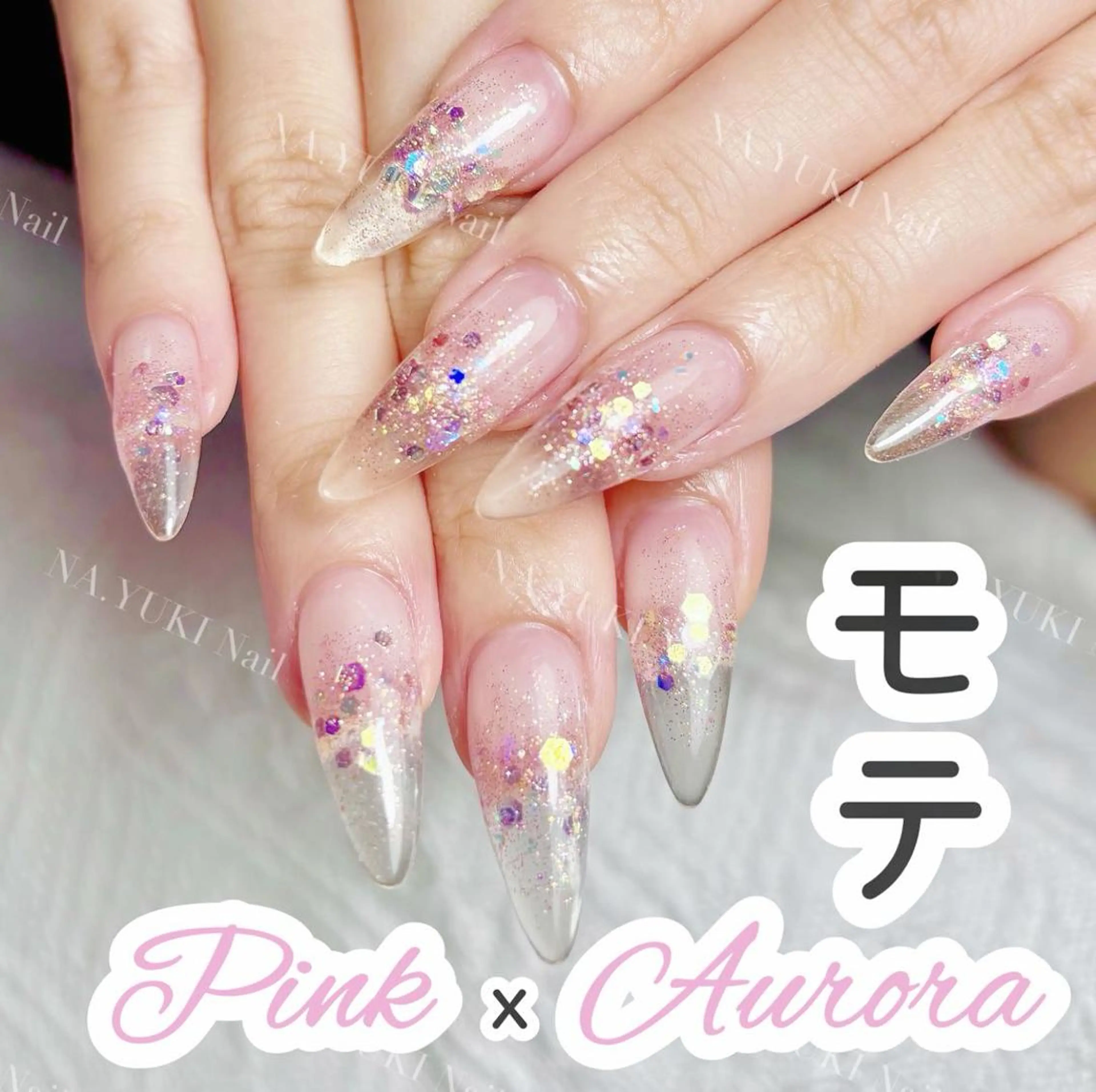 ネイル アートネイル ゴージャス ホログラムネイル キラキラネイル ロングネイル ハンドネイル ハンドケア 🎀Kiko  🎀のネイルデザイン