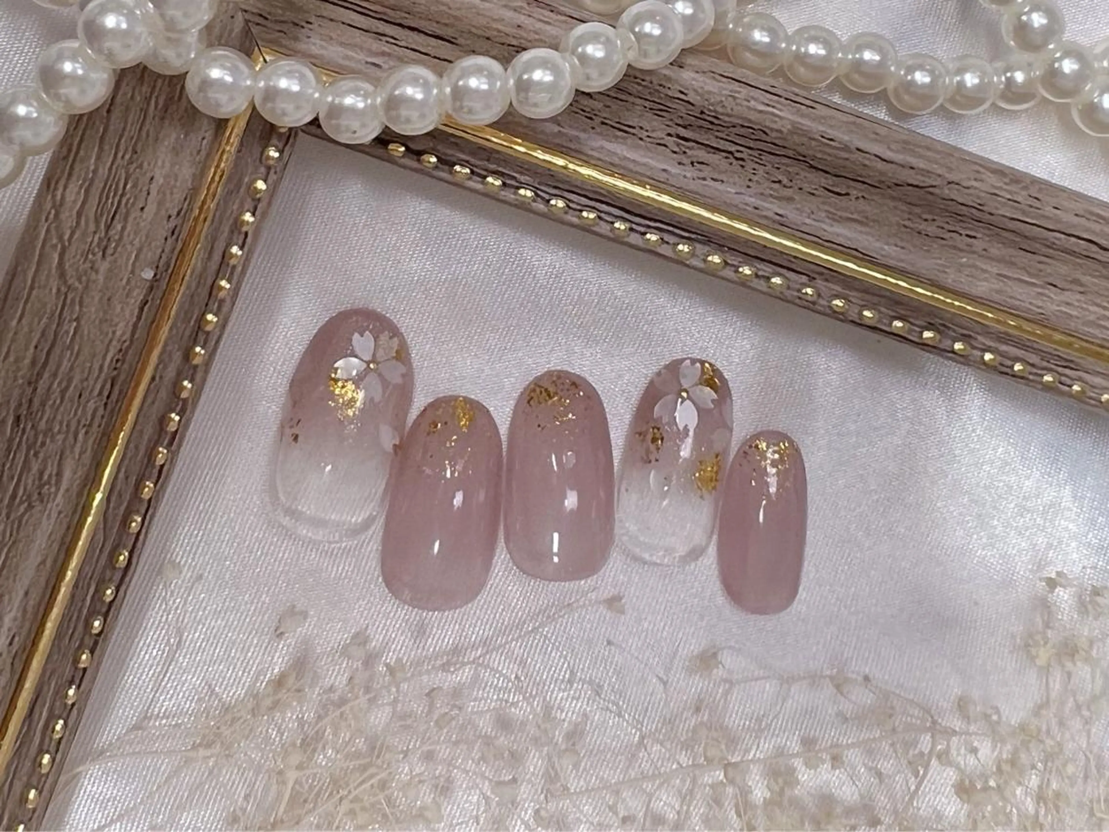 ネイル ハンドネイル ネイルPetit Ribbonのネイルデザイン