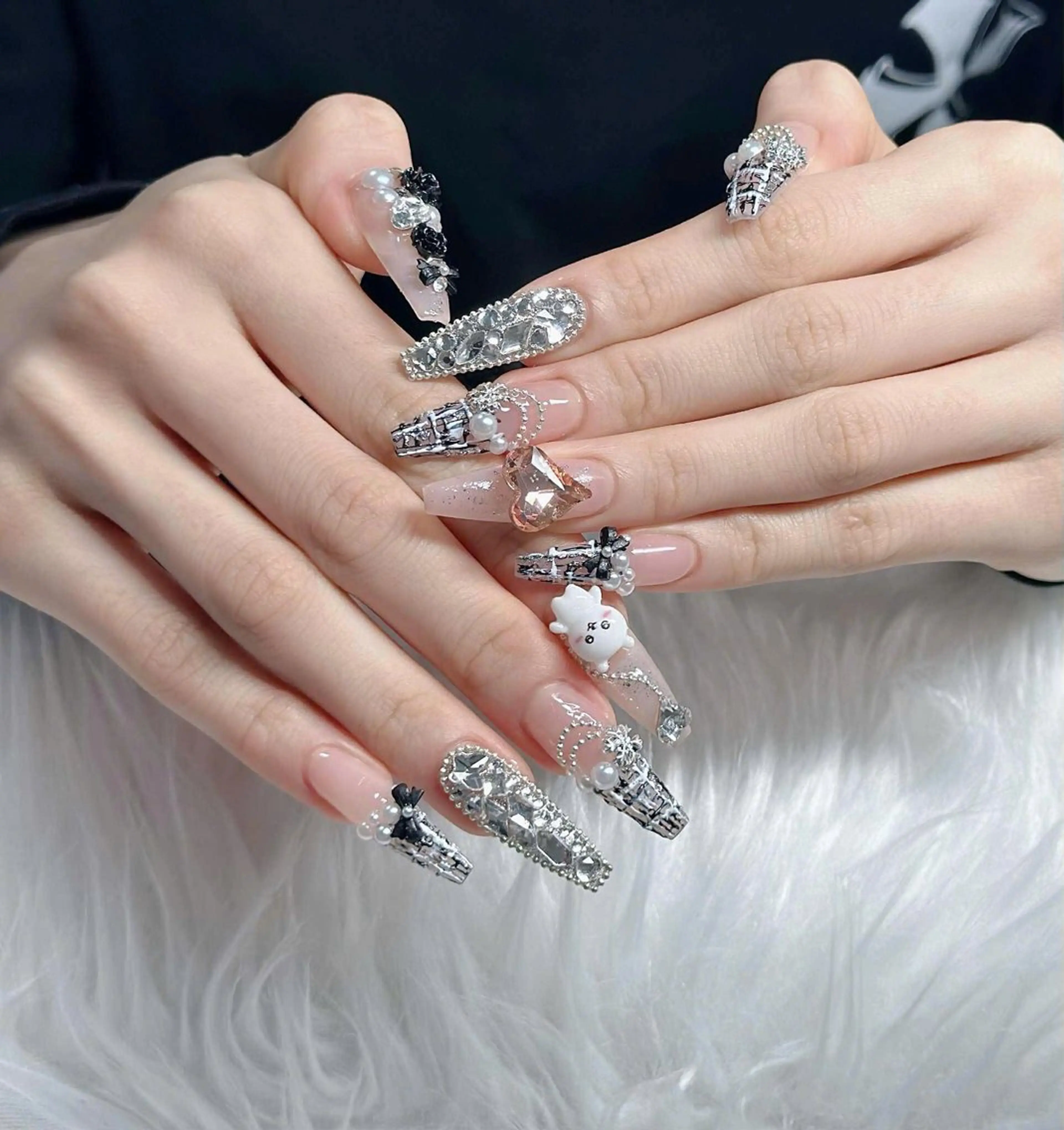 ネイル フレンチネイル ジェルネイル ハロウィン 韓国ネイル マグネットネイル ハンドネイル Hbaby nailのネイルデザイン