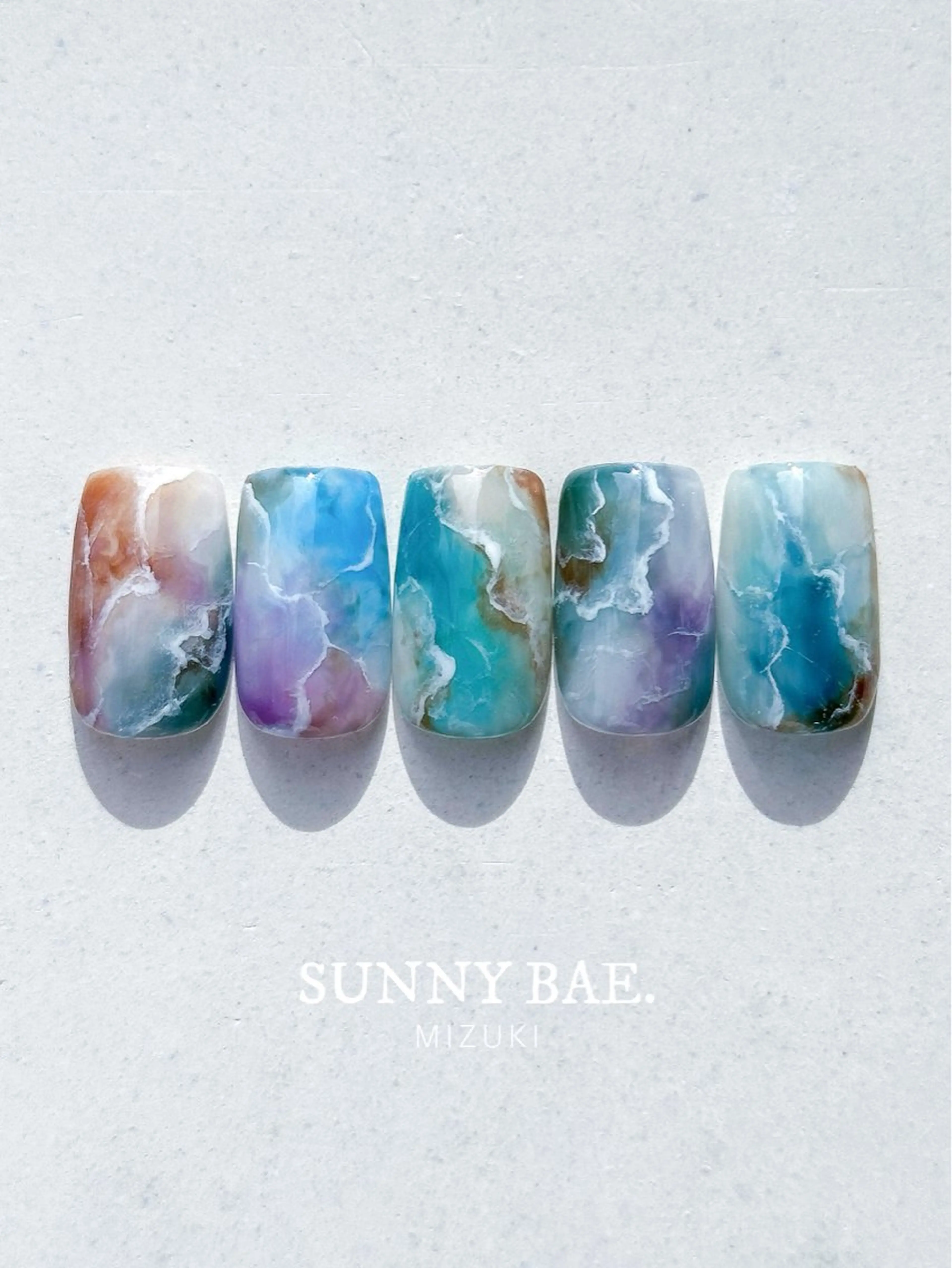 ネイル SUNNY BAE. 🌼MIZUKIのネイルデザイン