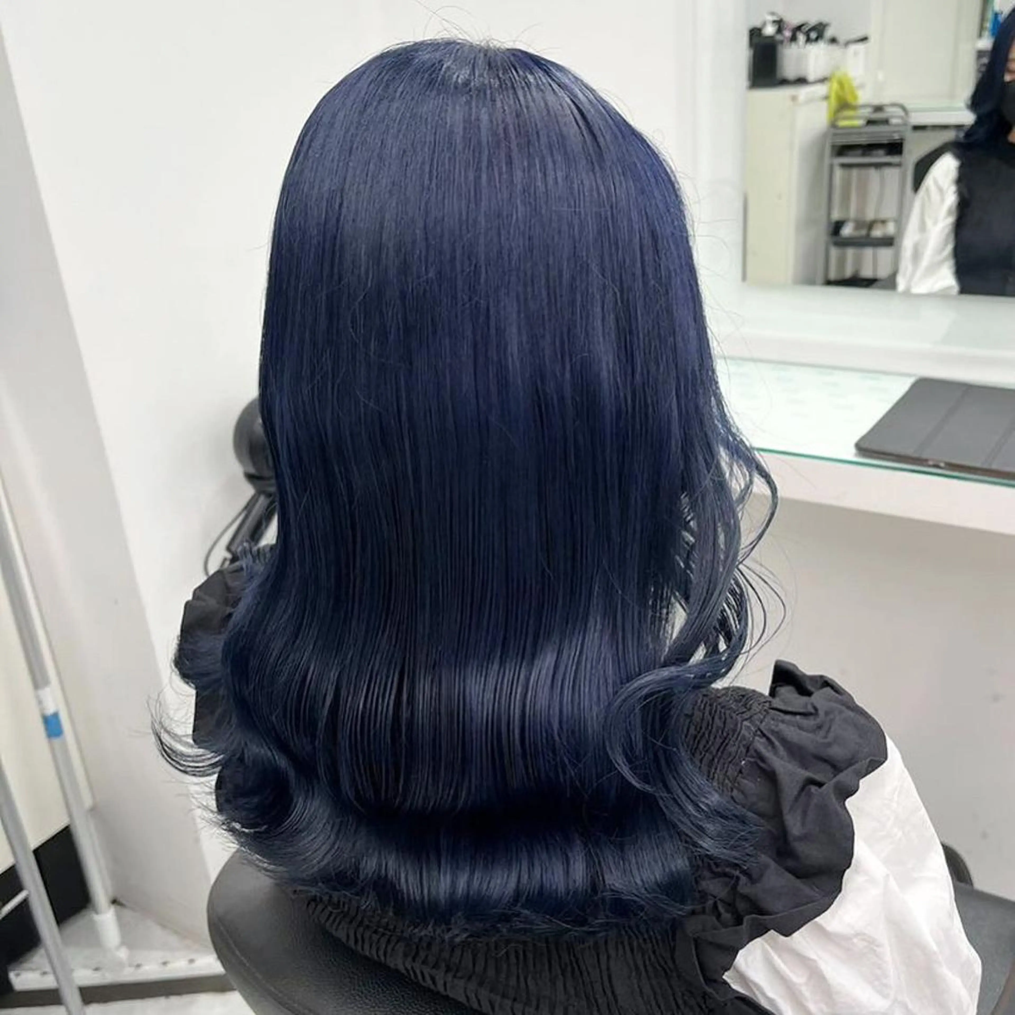 ミディアム カラー ヘアカラー ヘアセット ワインレッド 🍒KAHOのヘアスタイル