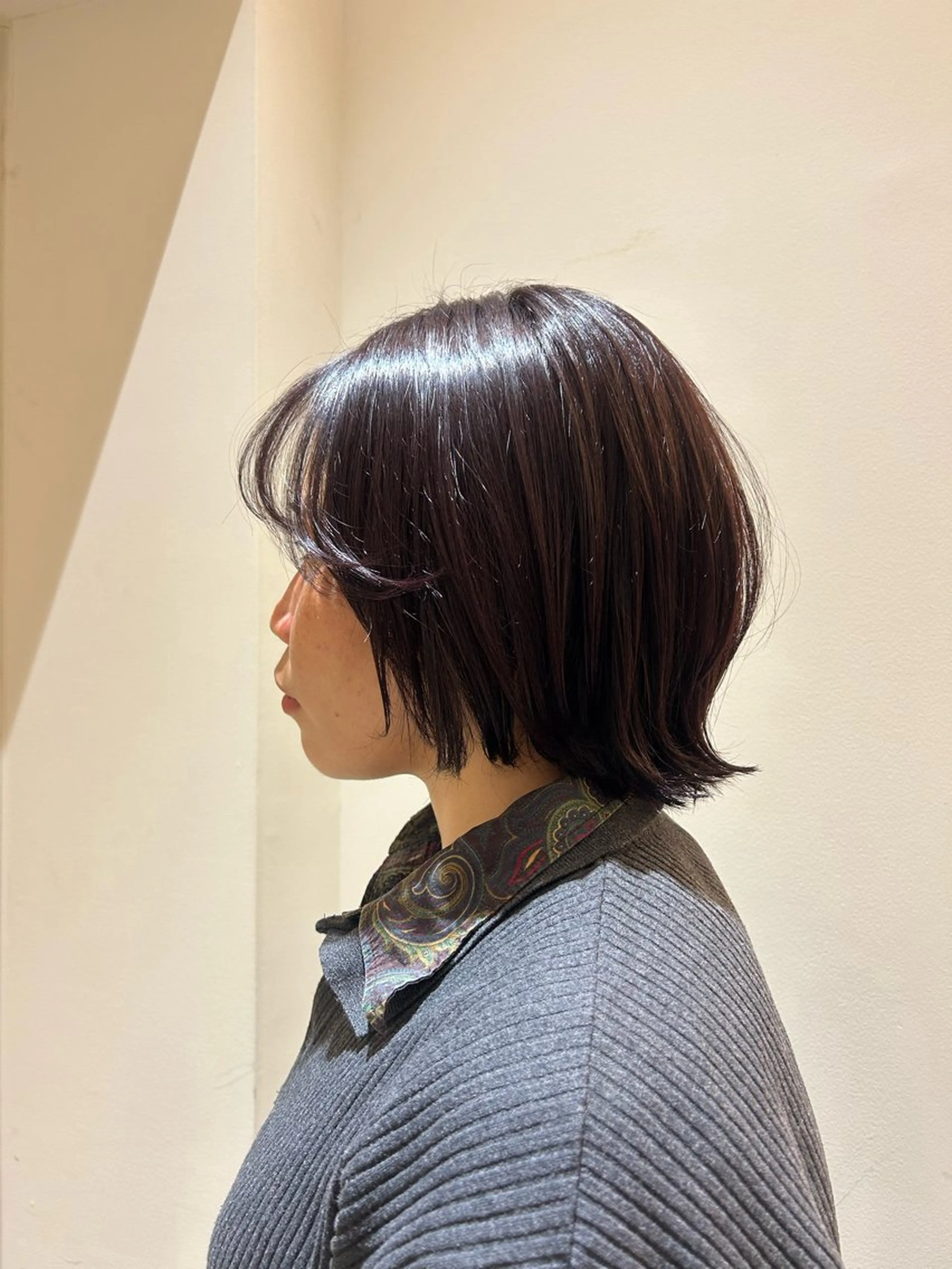 ショート カラー 佐々木 萌衣/ 髪質改善/つやカラーのヘアスタイル