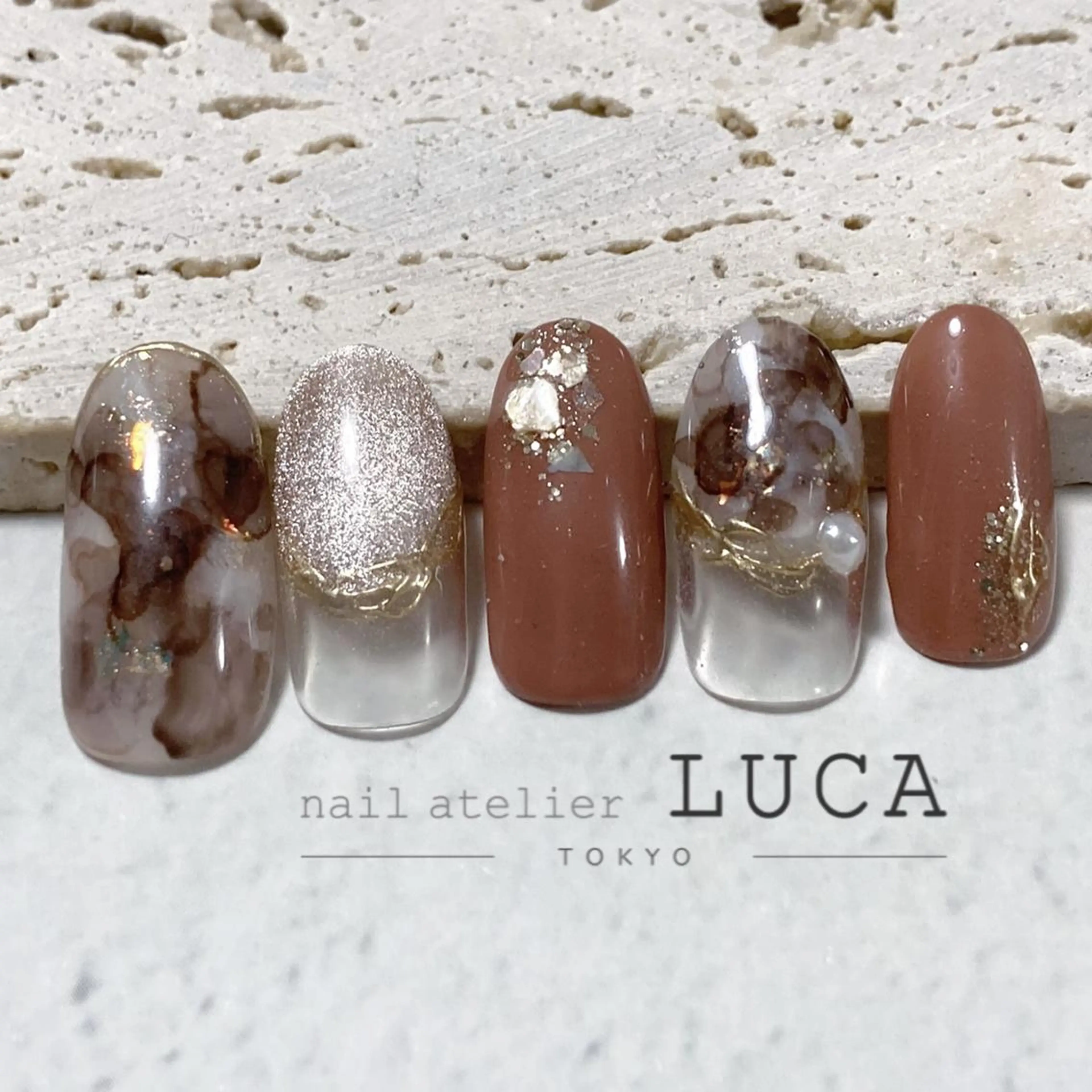 ネイル アートネイル オーロラネイル クリアネイル 長さ出し フットネイル ハンドネイル ネイルアトリエルカ スタッフのネイルデザイン