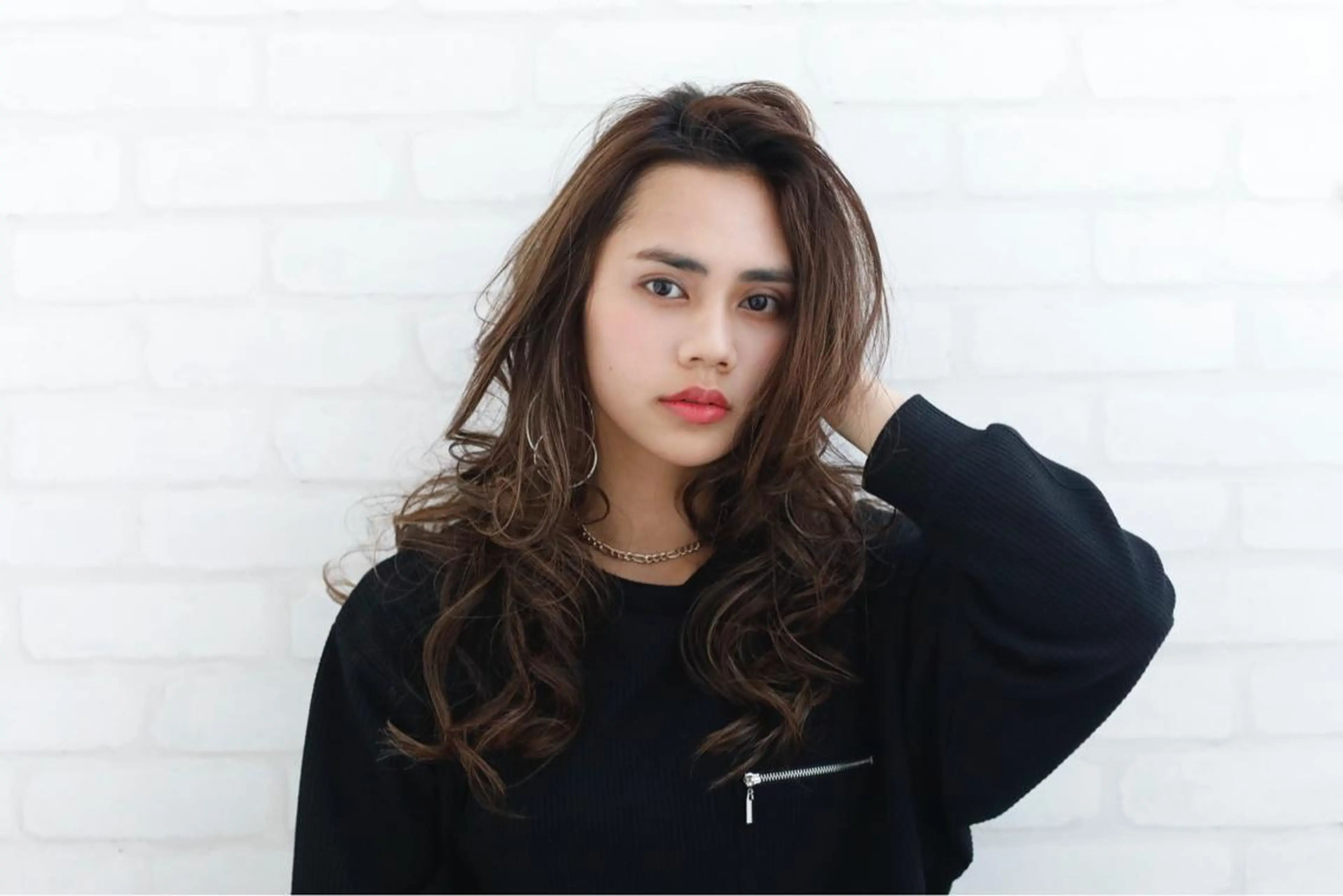 ロング カラー パーマ ヘアアレンジ メンズ キッズ ネイル マツエク・マツパ カット ヘアカラー トリートメント premier modelsのヘアスタイル