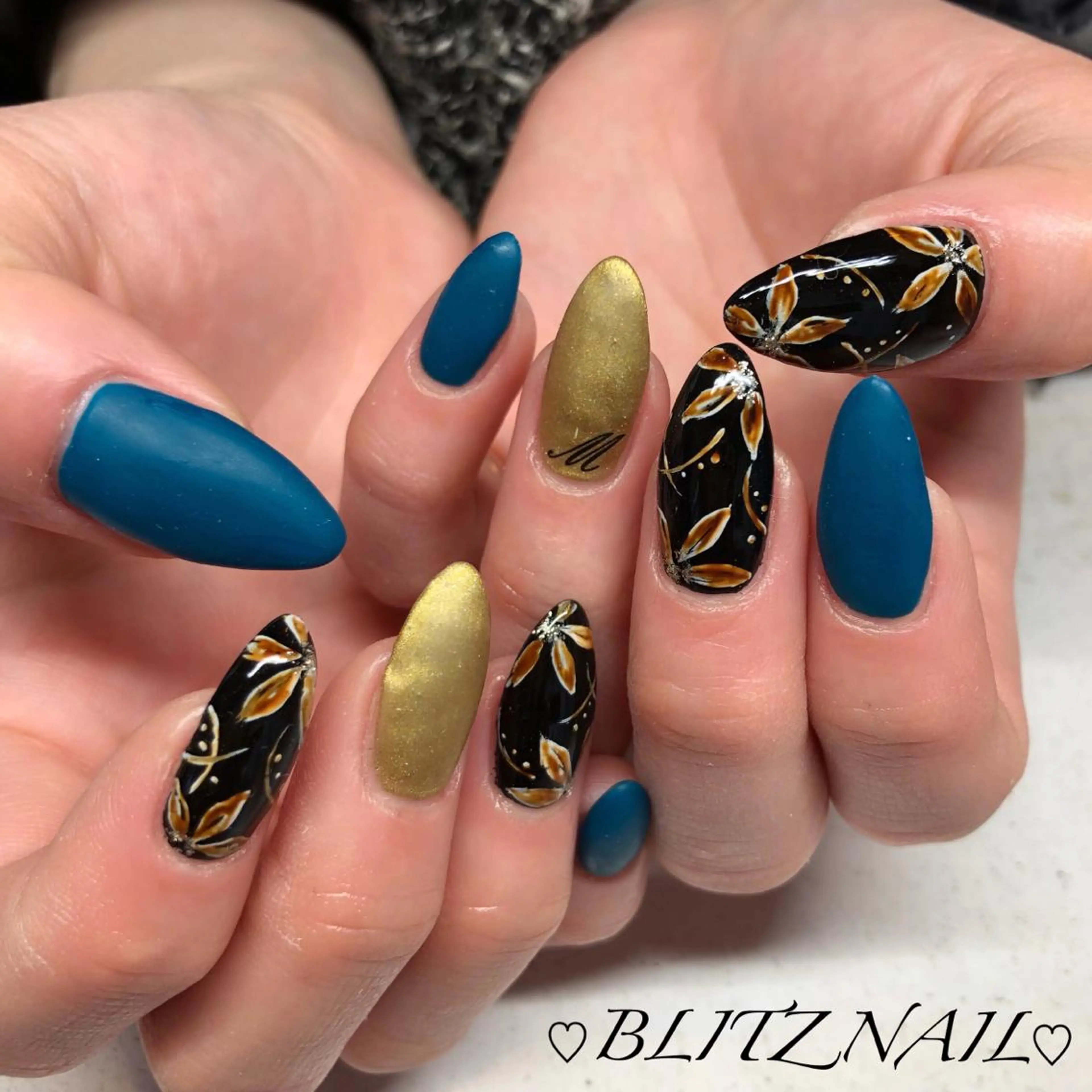 ネイル BLITZ Nail 岩田💅🏻✨のネイルデザイン