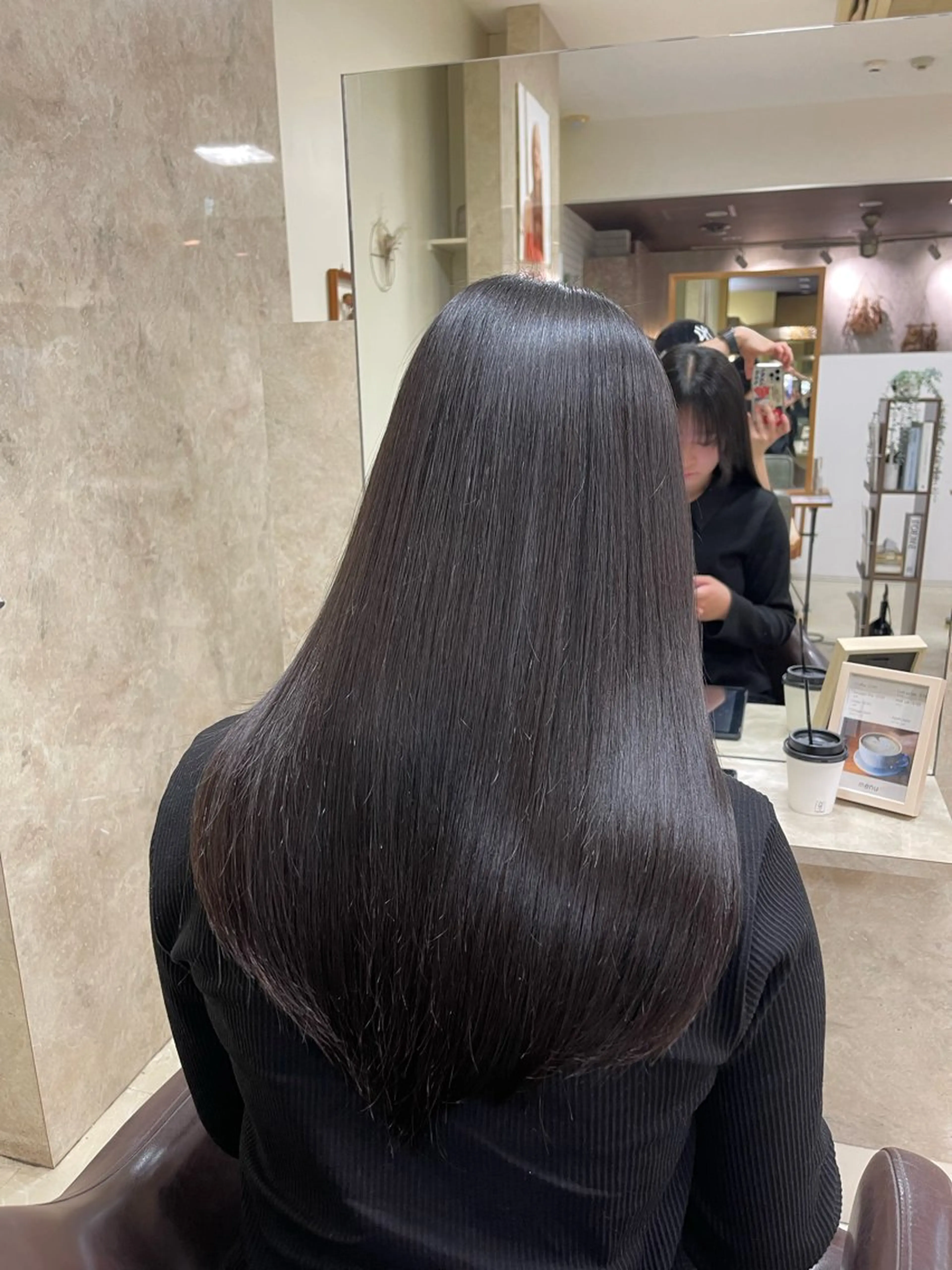 セミロング 髪質改善 縮毛矯正 CARE SHINSAIBASHI所属・縮毛・酸性ストレート 特化のヘアスタイル