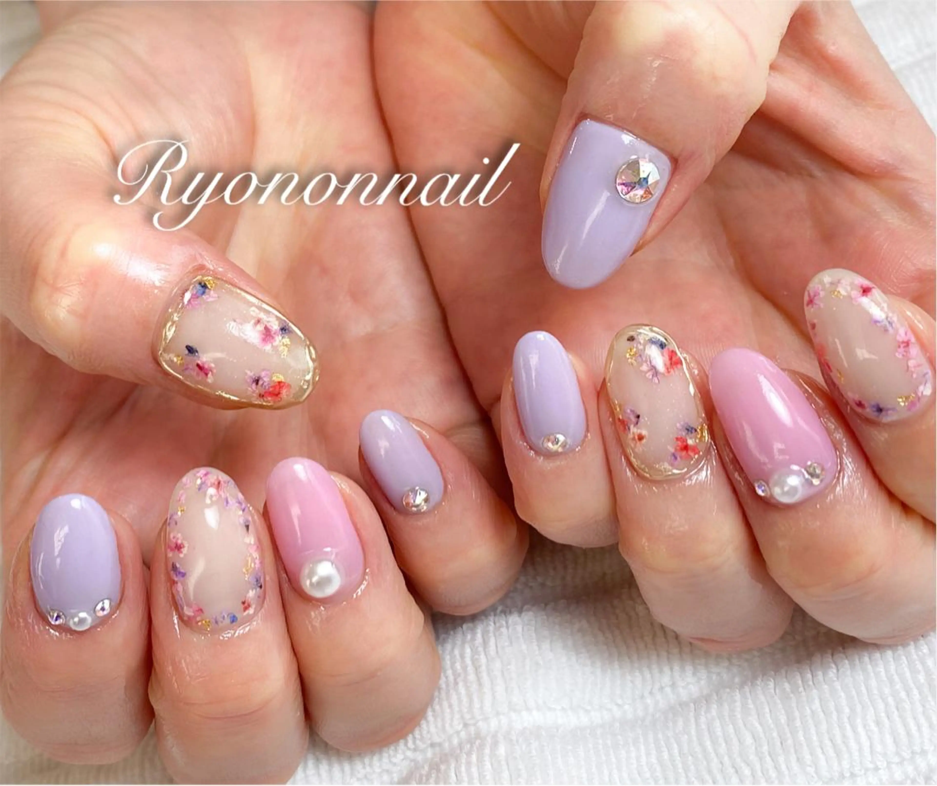 ネイル Ryononnail(リョノンネイル)所属・Ryononnail 上谷典子のネイルデザイン