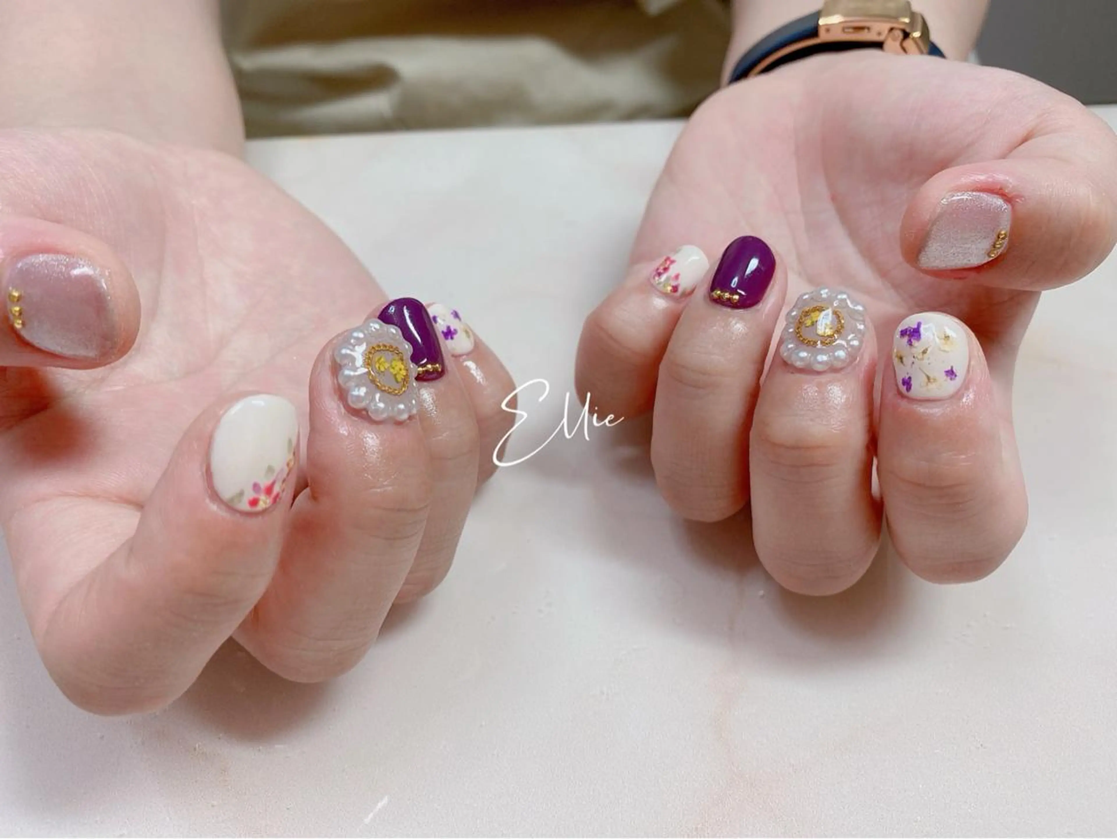 ネイル ハンドネイル ハンドケア ♡Ellie ♡のネイルデザイン