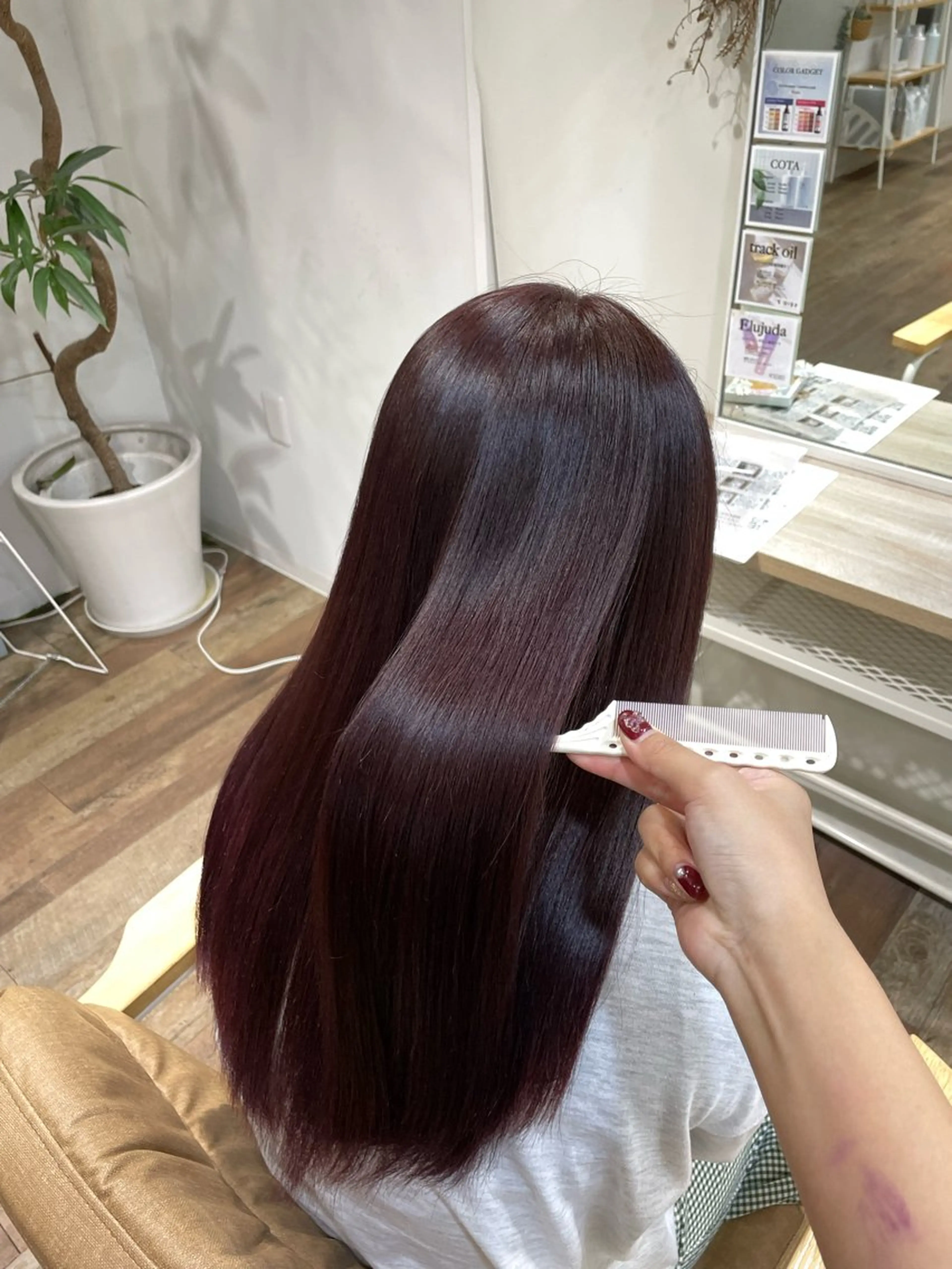 【さらりとまとまる‼️】似合わせカット➕透明感カラー➕ウォータートリートメント🩵🫧の写真