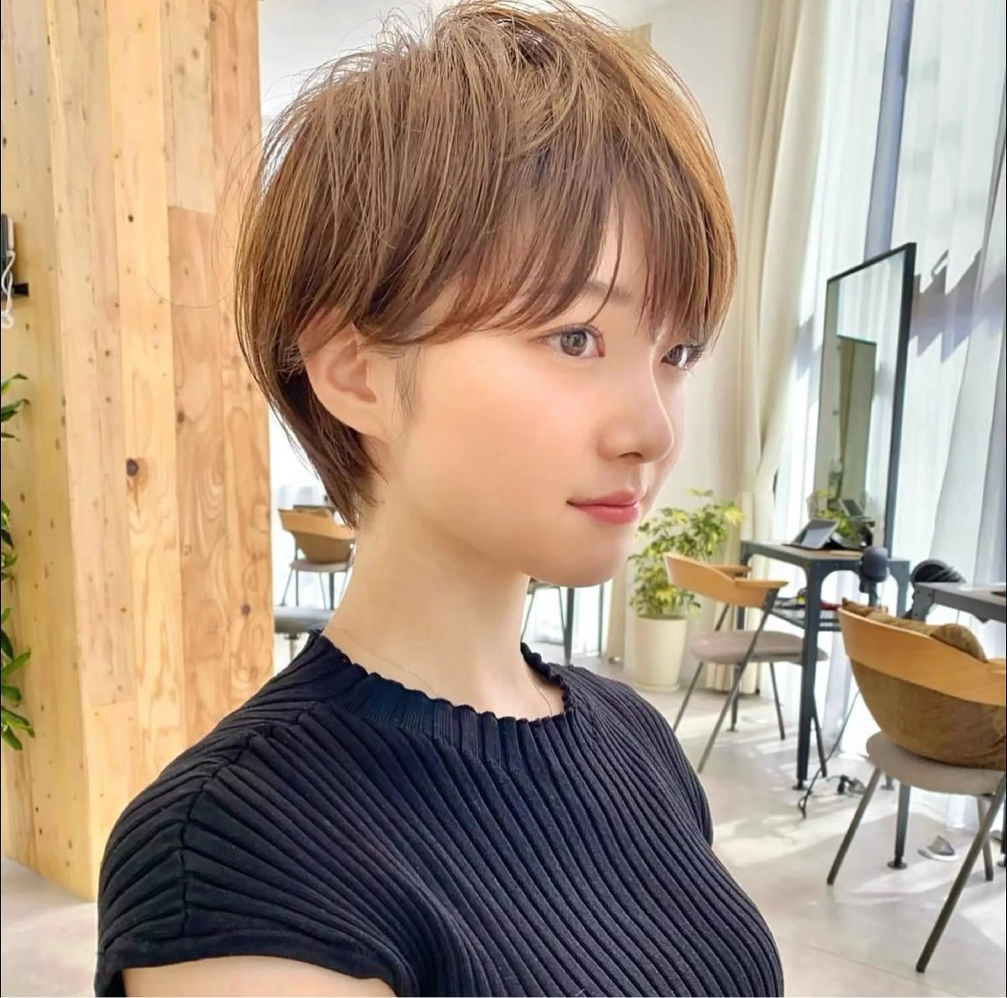 似合わせカット➕ハイライト➕Aujua4stepトリートメントの写真