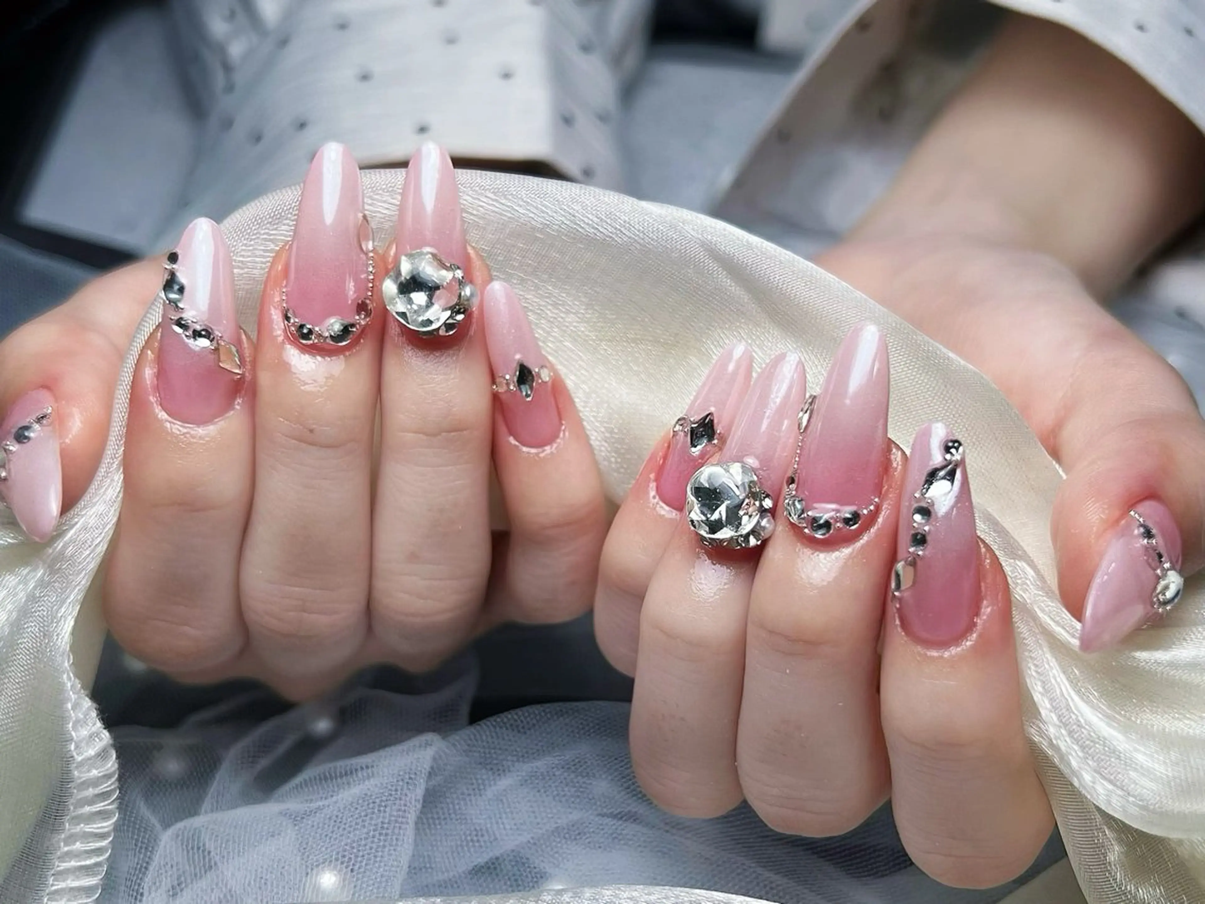 ネイル 長さ出し フレンチネイル ジェルネイル ガラスフレンチ 韓国ネイル HD Studioのネイルデザイン