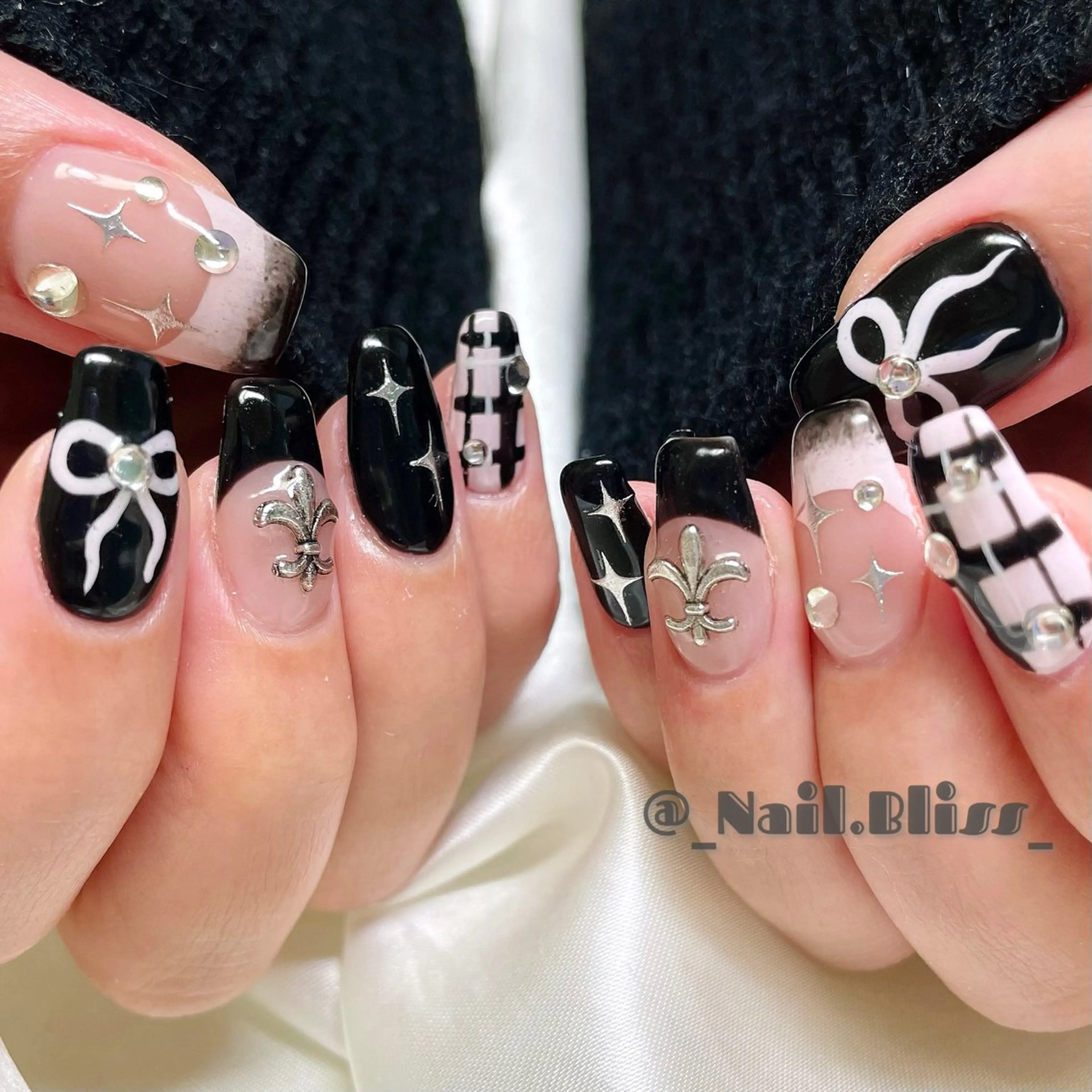 ネイル 持ち込み リボン ハンドネイル NAIL BLISSのネイルデザイン