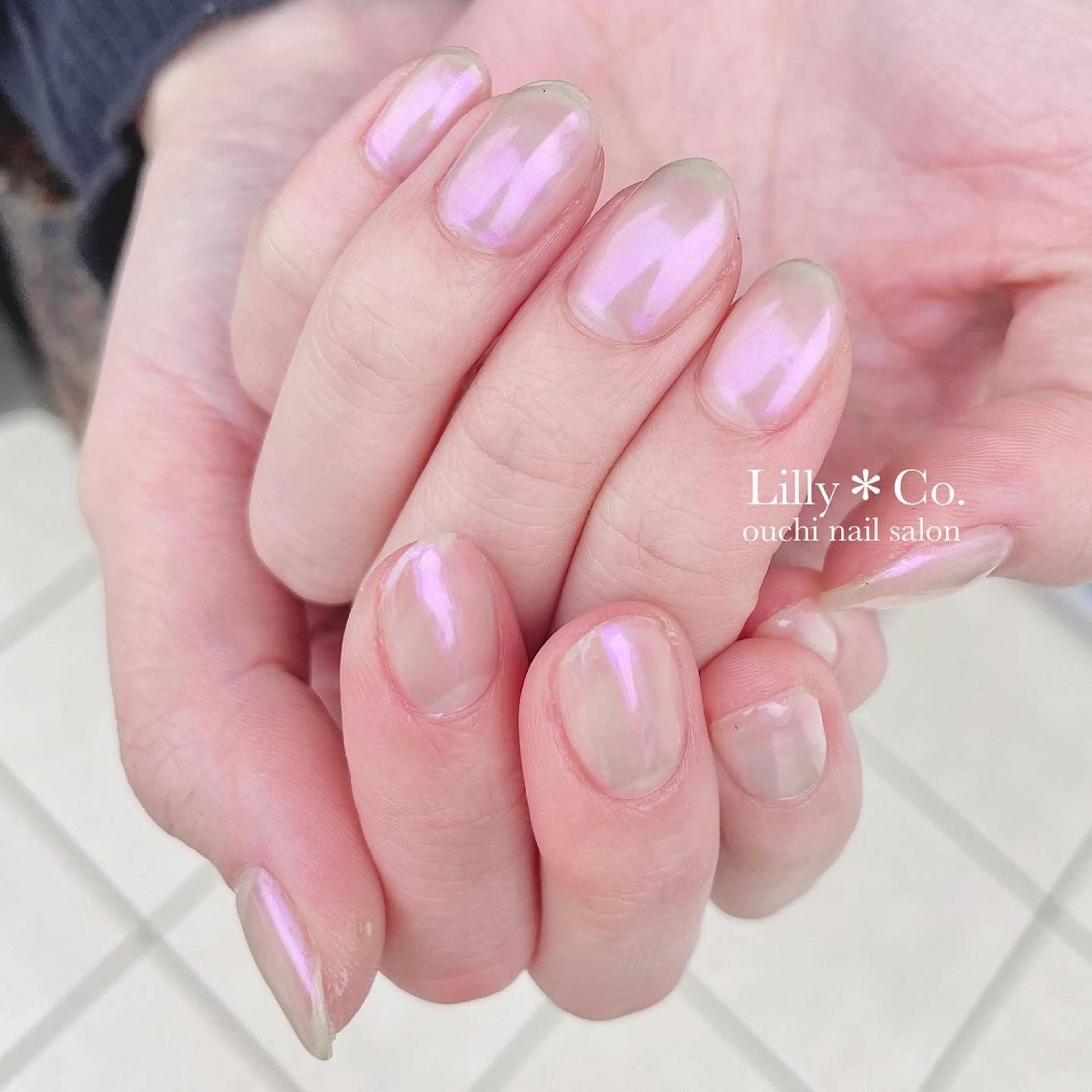 ネイル オーロラネイル クリアネイル ハンドネイル ハンドケア Lilly Co.のネイルデザイン