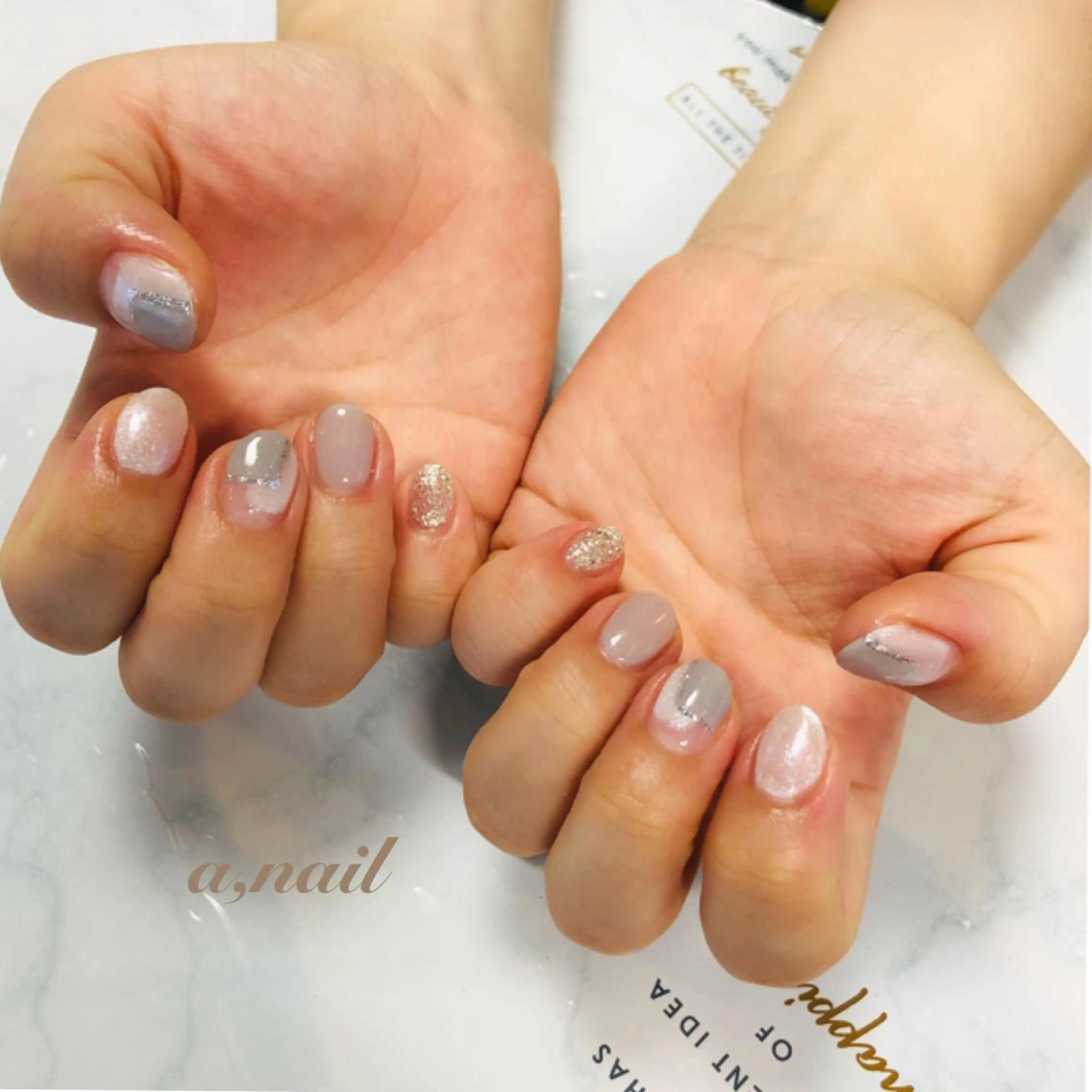 ネイル フットネイル ジェルネイル グラデーション ラメ(グリッター) ラメグラデーション ハンドネイル ネイルサロン エーネイルのネイルデザイン