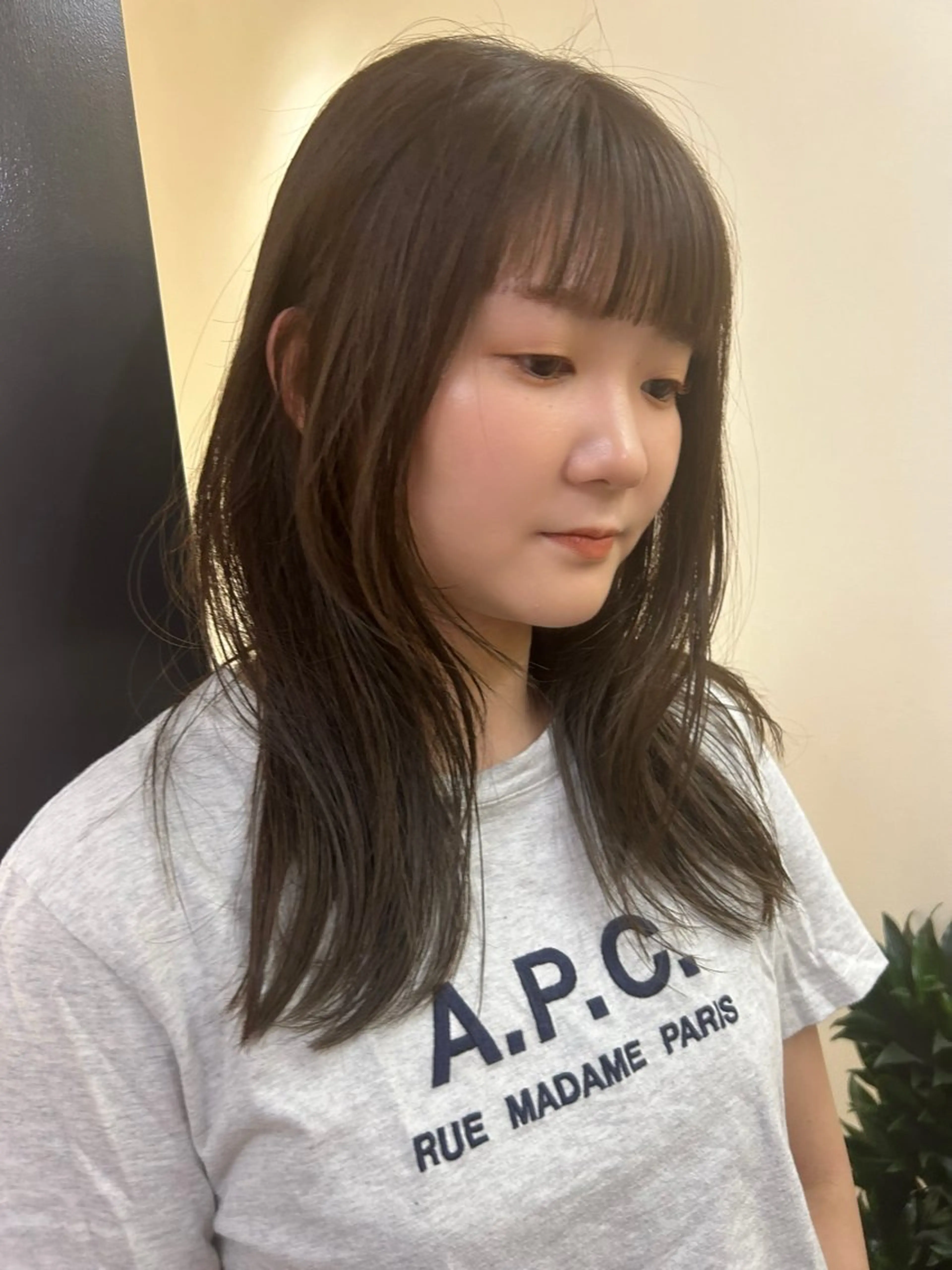 ロング カラー ベージュカラー オリーブベージュ カット ヘアカラー トリートメント hub hair レイヤー/透明感のヘアスタイル