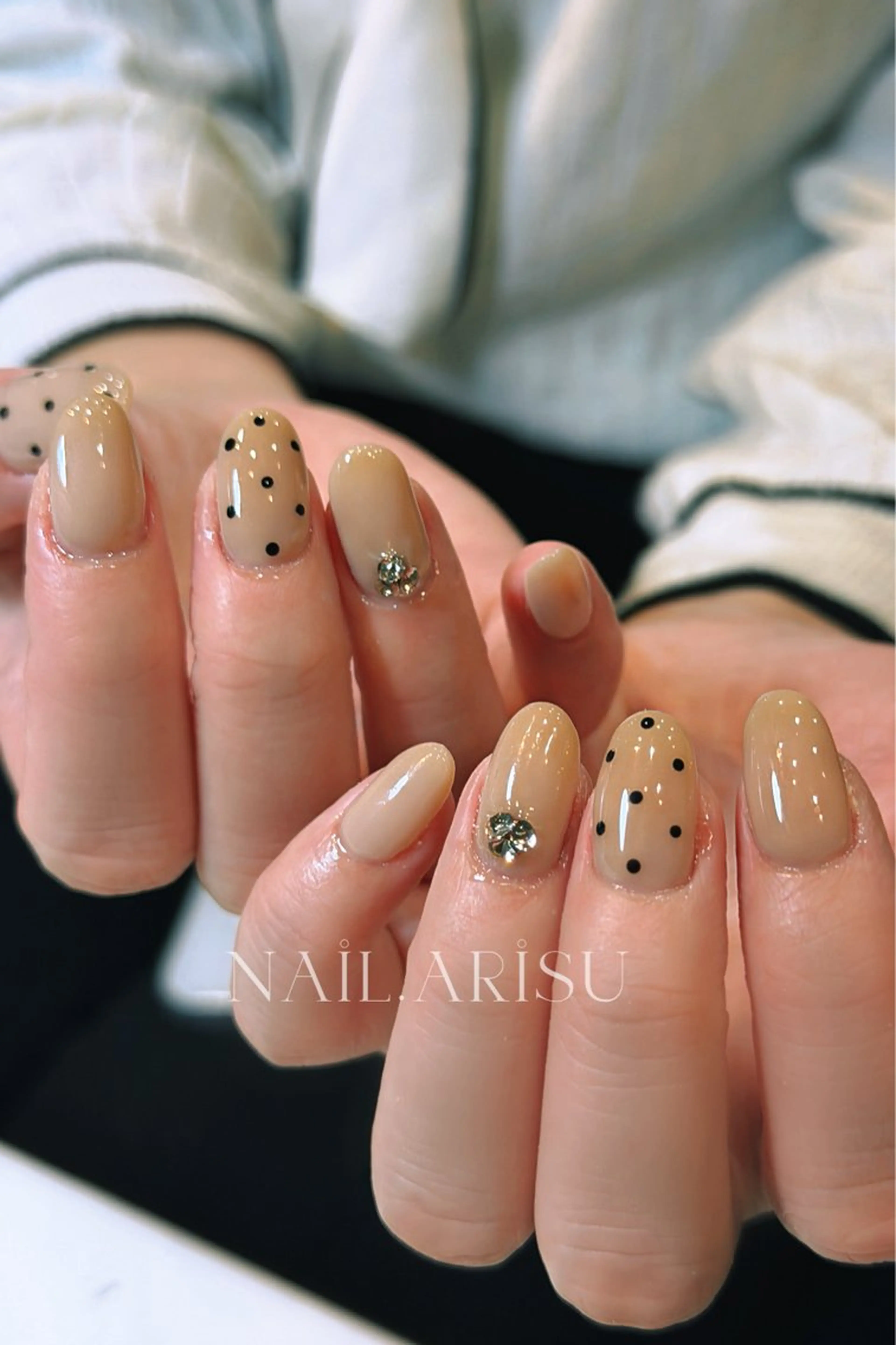 ネイル シンプルネイル ハンドネイル ア リスのネイルデザイン