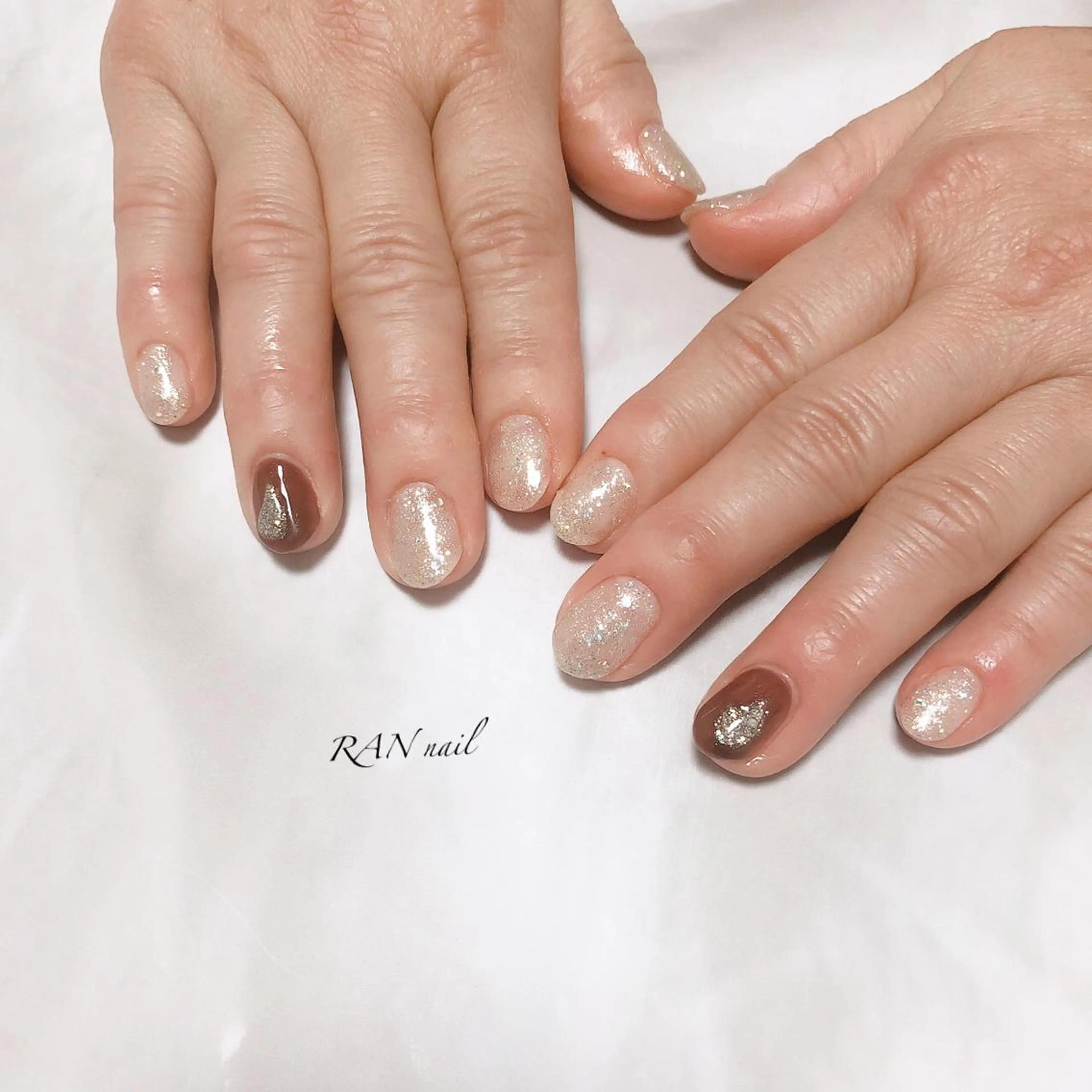 ネイル フットネイル キラキラネイル ラメ(グリッター) オフィスネイル ワンカラーネイル RAN nail 〜ランネイル〜所属・RAN nailのネイルデザイン