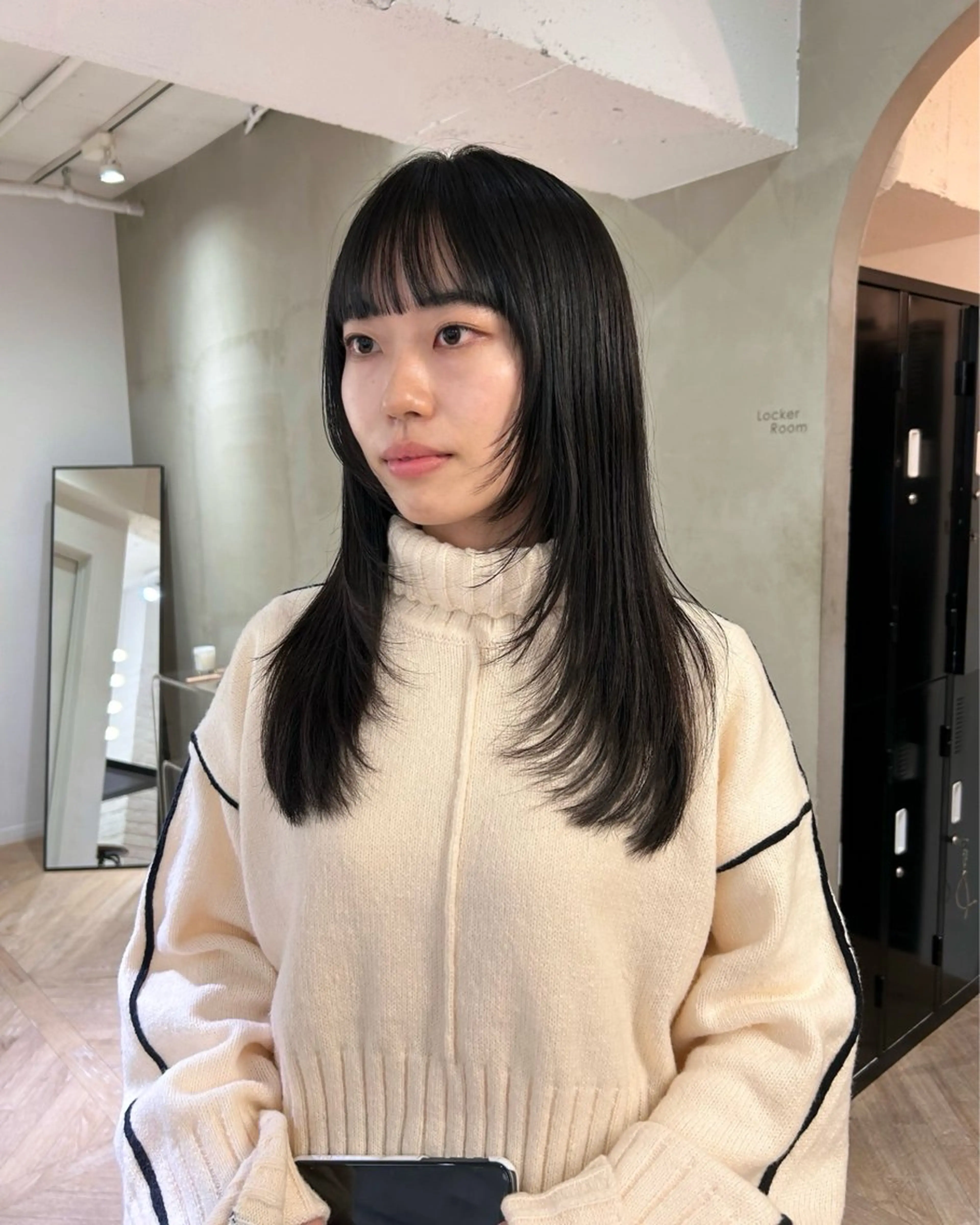 ロング カラー 黒髪 顔まわりレイヤー レイヤーカット ロング レイヤーカット/栄/ 顔周り/キトウモエノのヘアスタイル