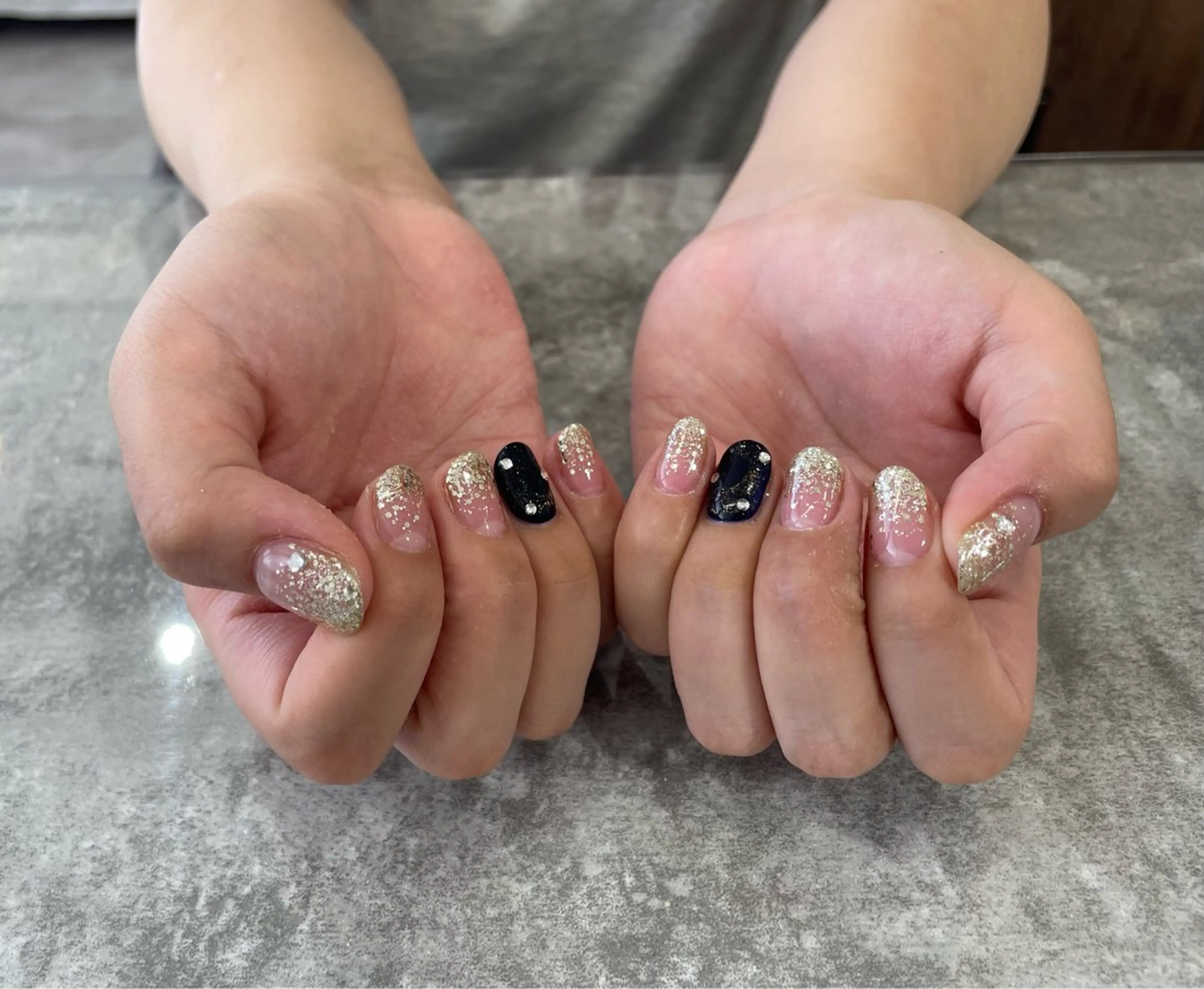 ネイル 澤田 葵のネイルデザイン