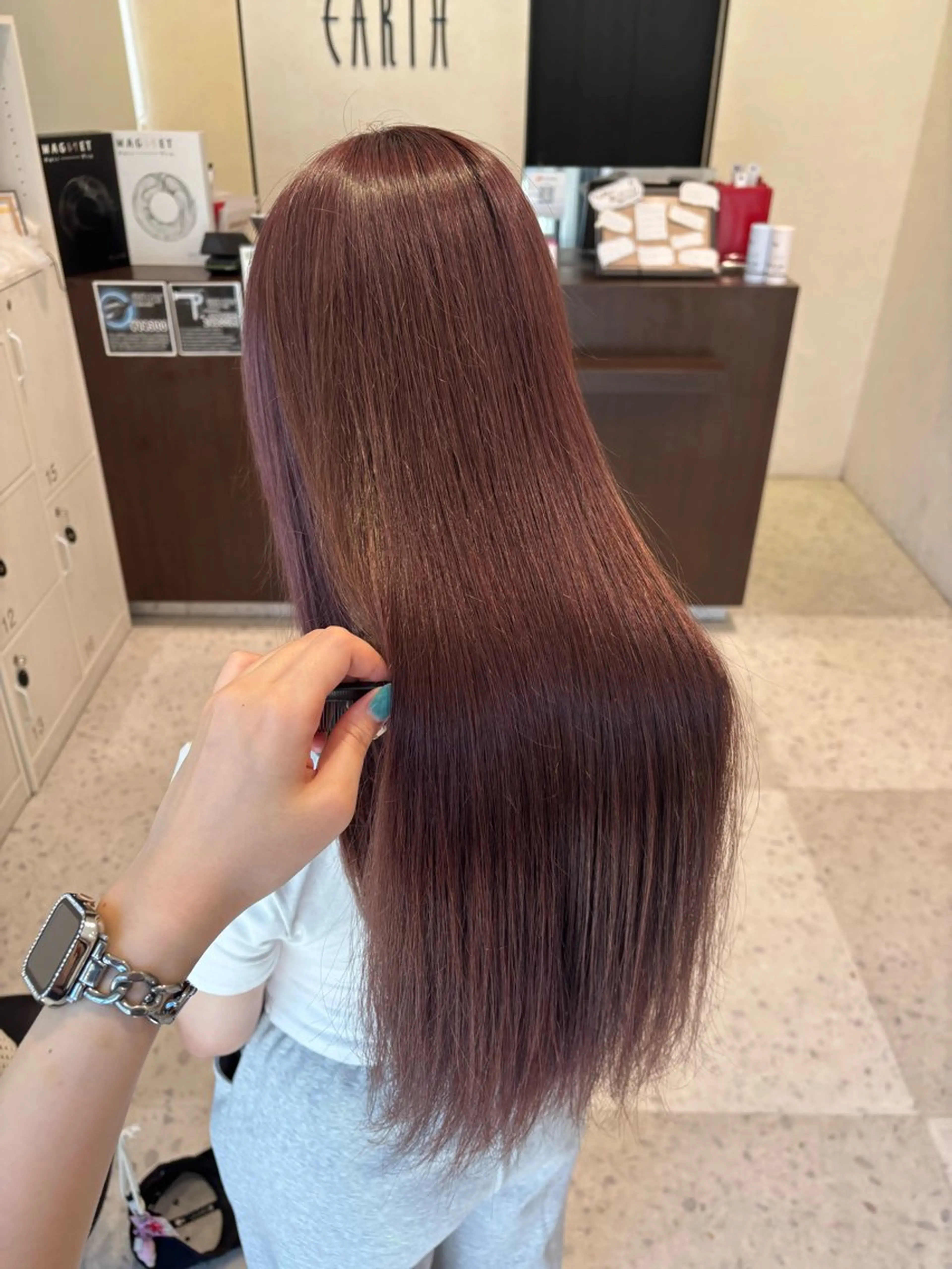 ロング カラー ヘアカラー トリートメント 透明感カラー/ 縮毛矯正/山田梨央のヘアスタイル