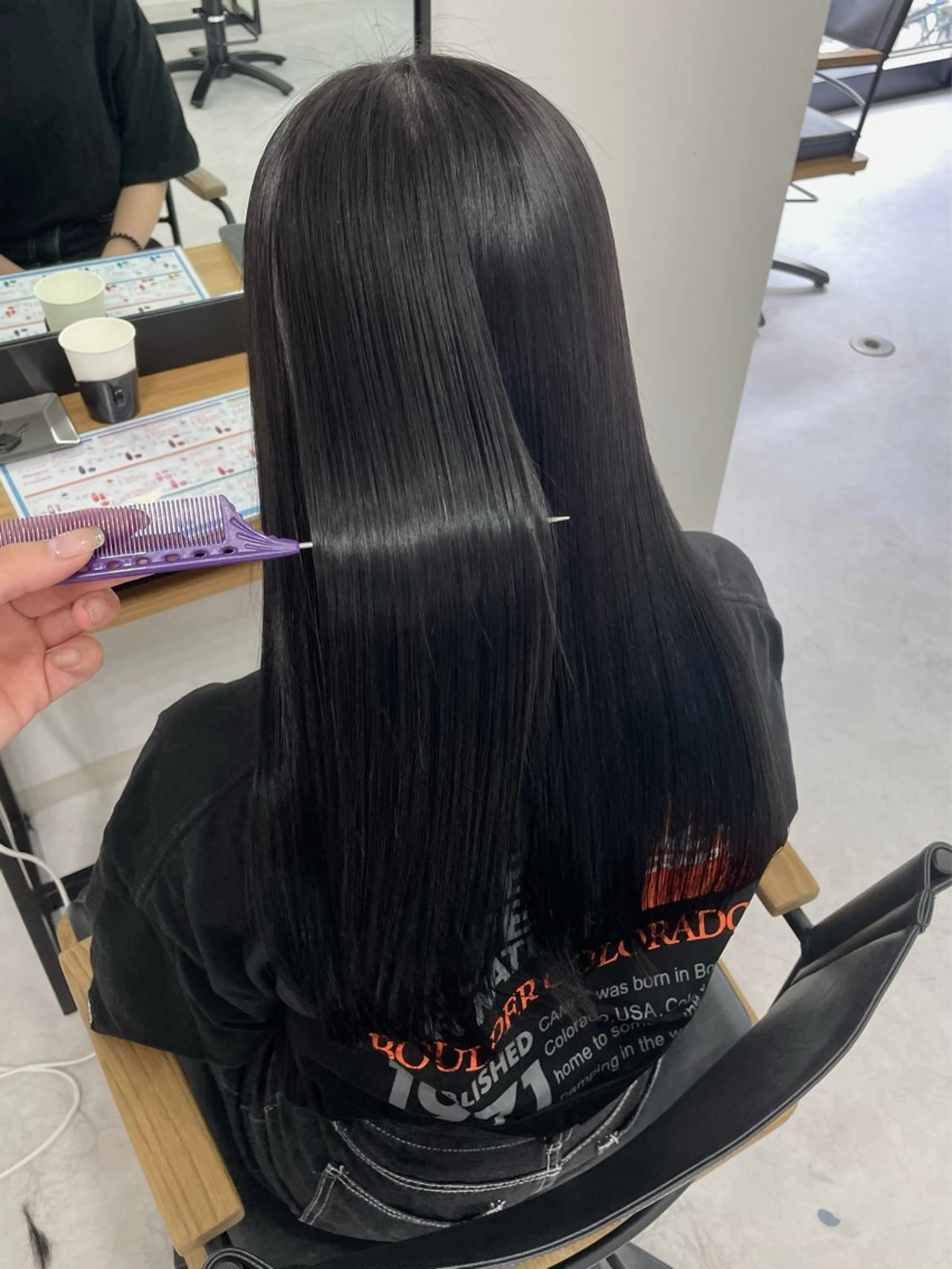 ロング カラー 黒髪 ブルーカラー ブルーブラック Mina/岡山/矯正 ブリーチ/レイヤーのヘアスタイル