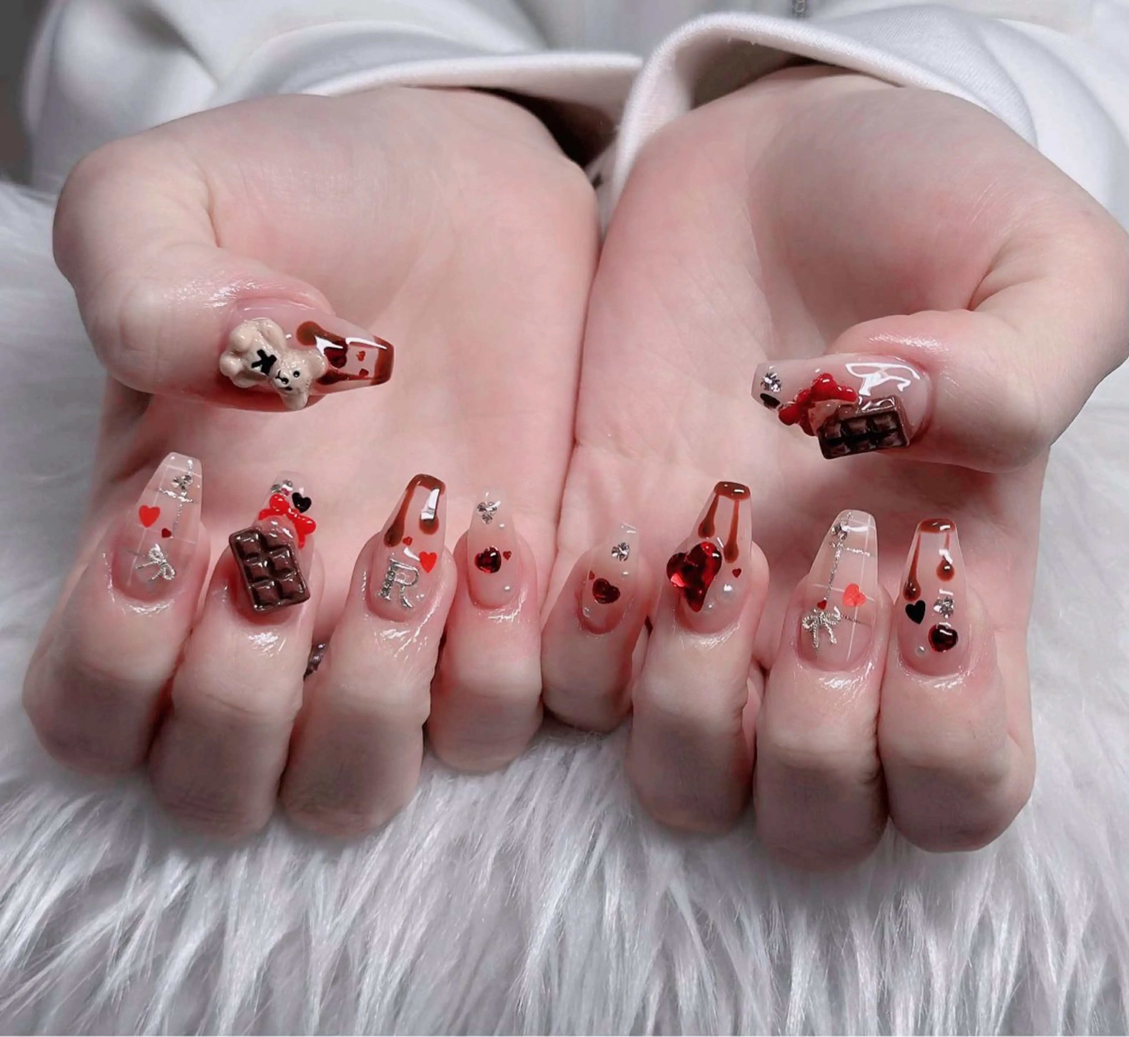 ネイル フレンチネイル ジェルネイル ガラスフレンチ ハロウィン ハート ハンドネイル H.baby Nail Salonのネイルデザイン