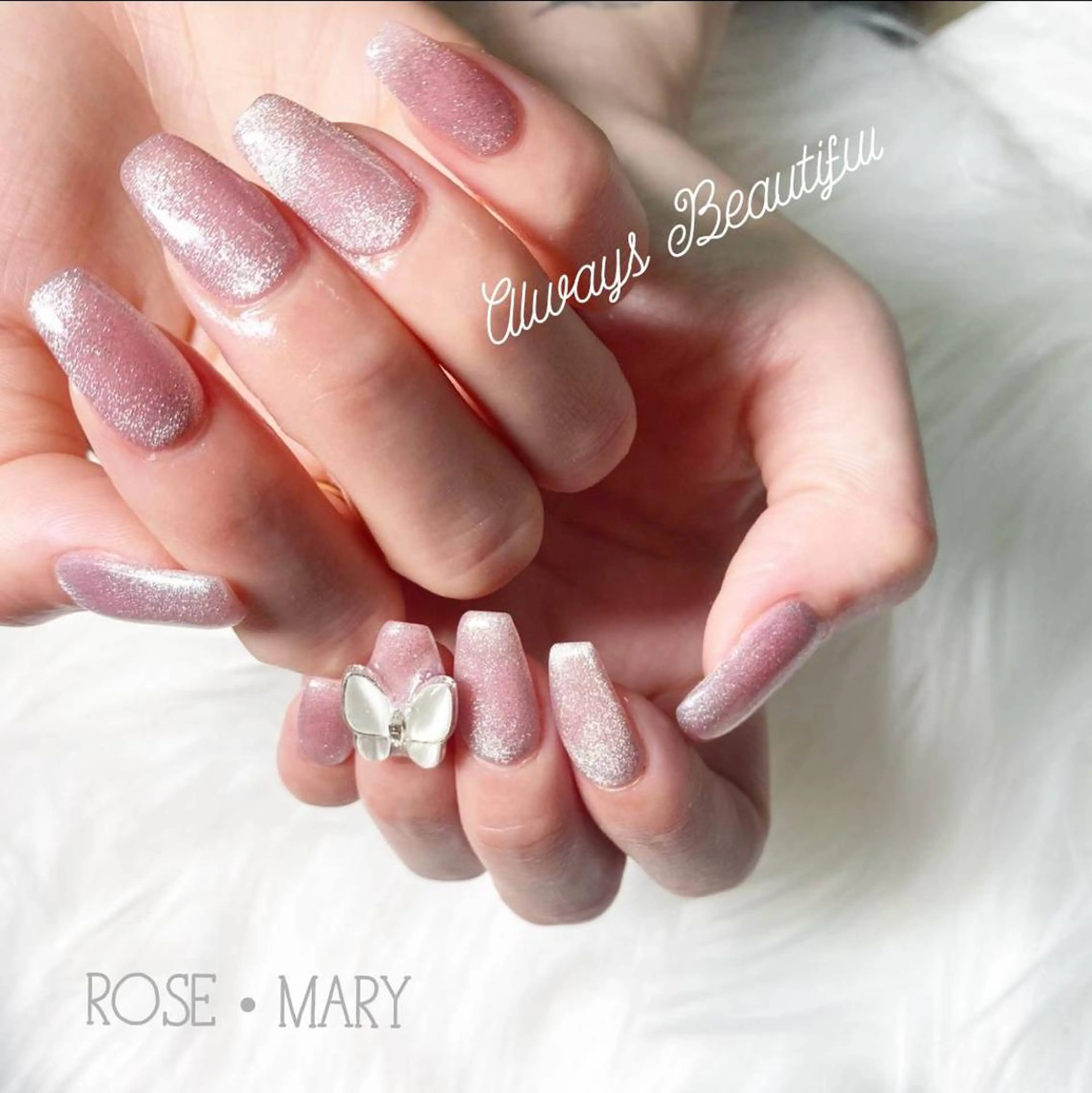 セミロング ネイル マグネットネイル ハンドネイル ROSE・ MARY 鈴木のネイルデザイン