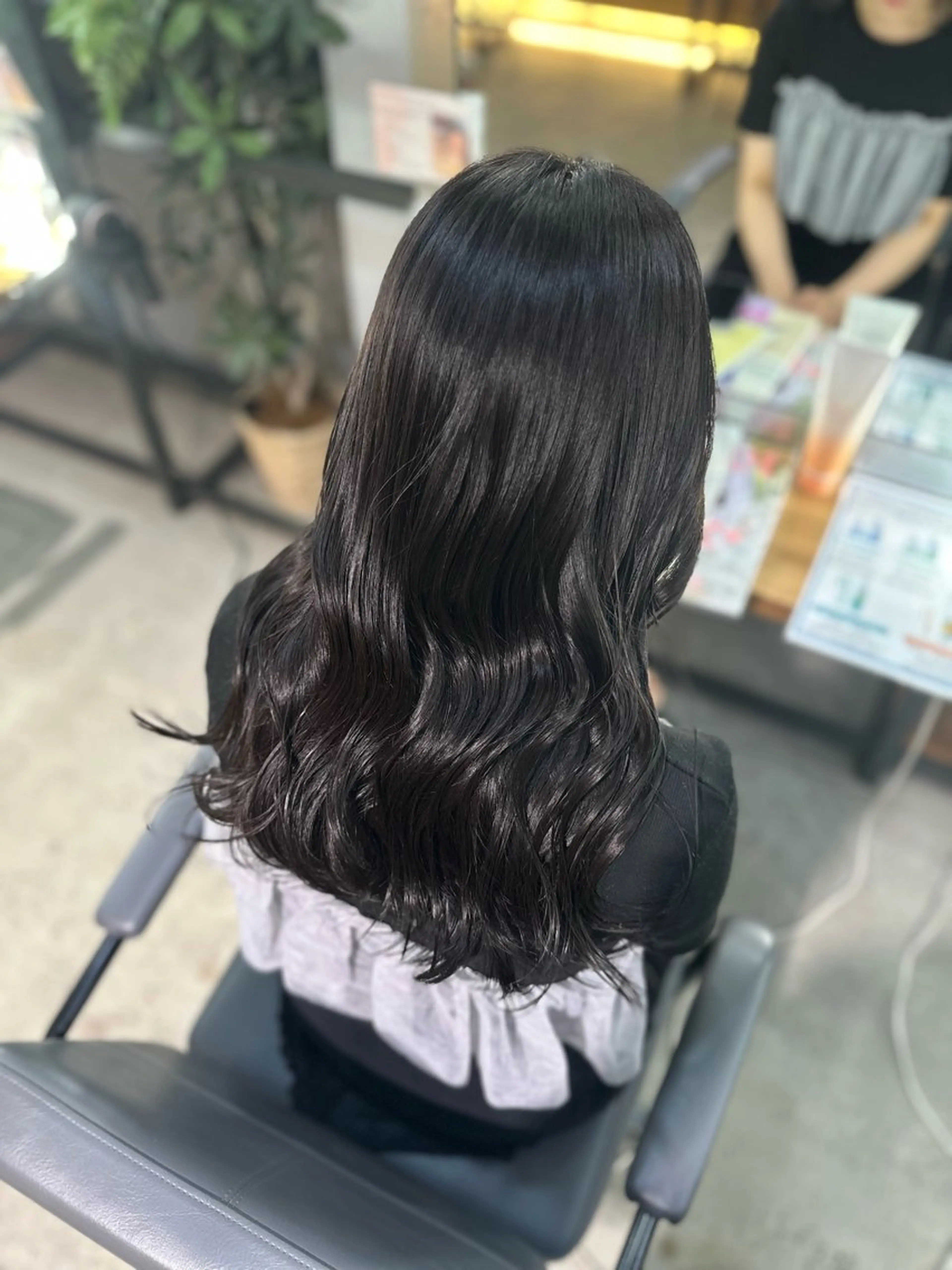 ロング カラー ダークグレー ダークグレージュ グレージュ 溜 一太のヘアスタイル