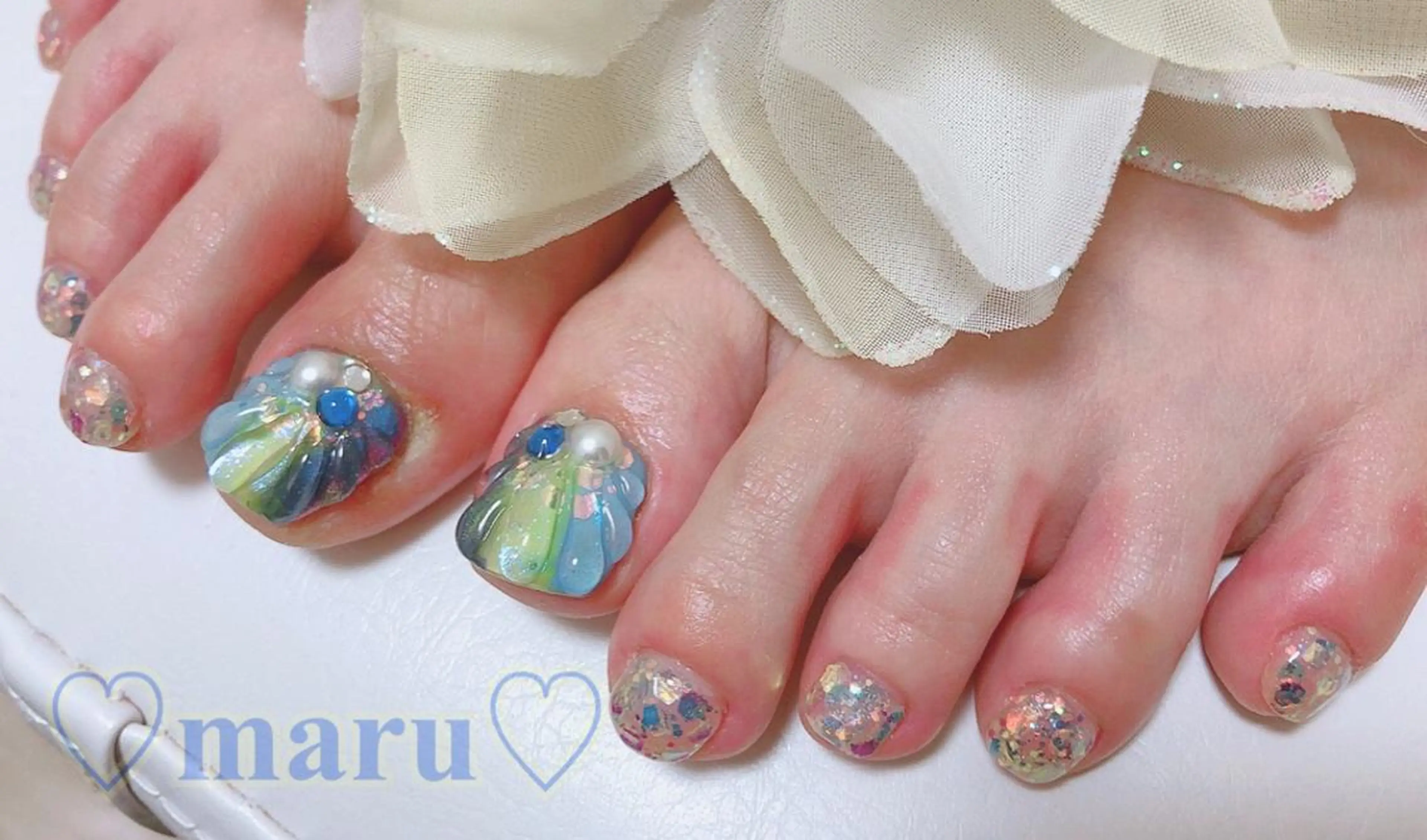 ネイル ハンドネイル フットネイル まるみ ♡のネイルデザイン