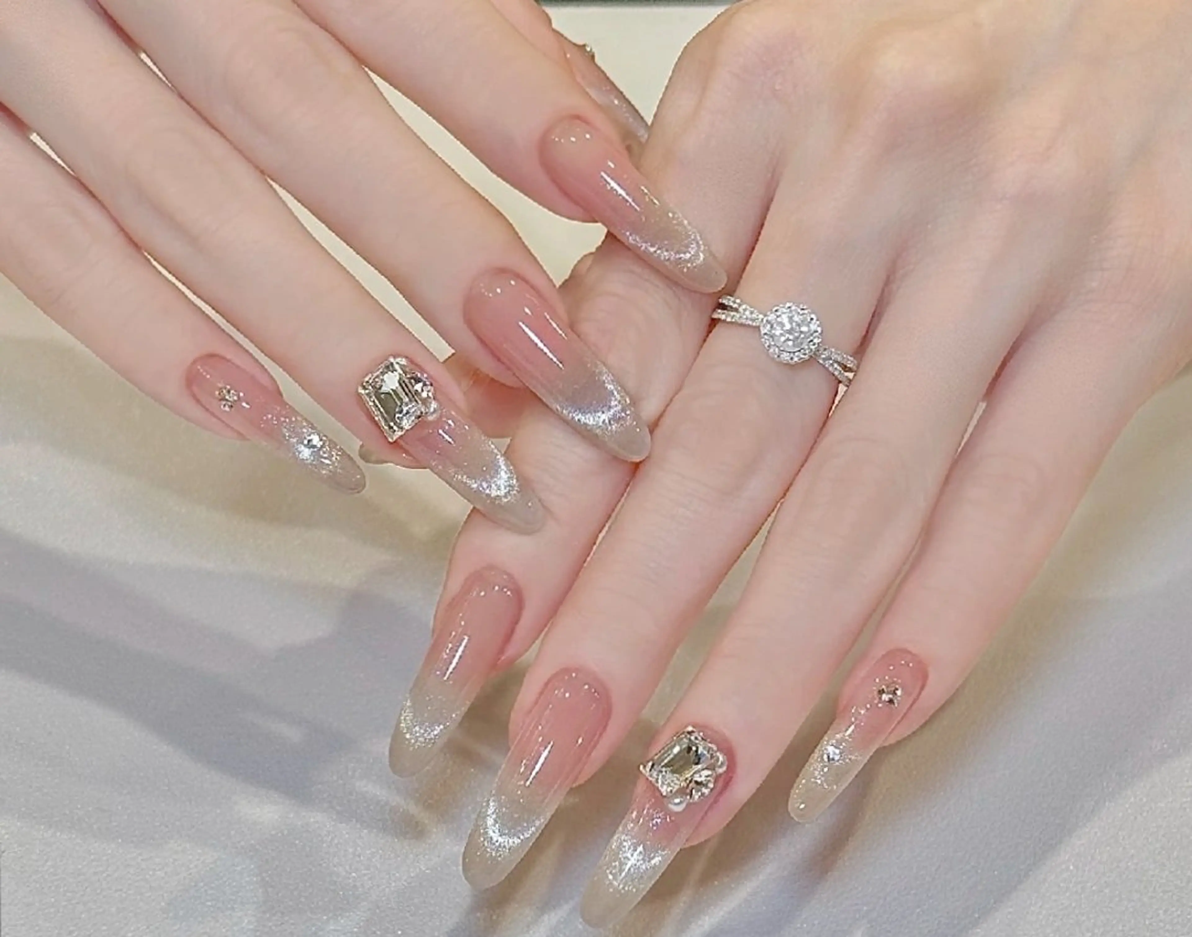 ネイル ネイリストゆか💅 長さだし、深爪矯正のネイルデザイン